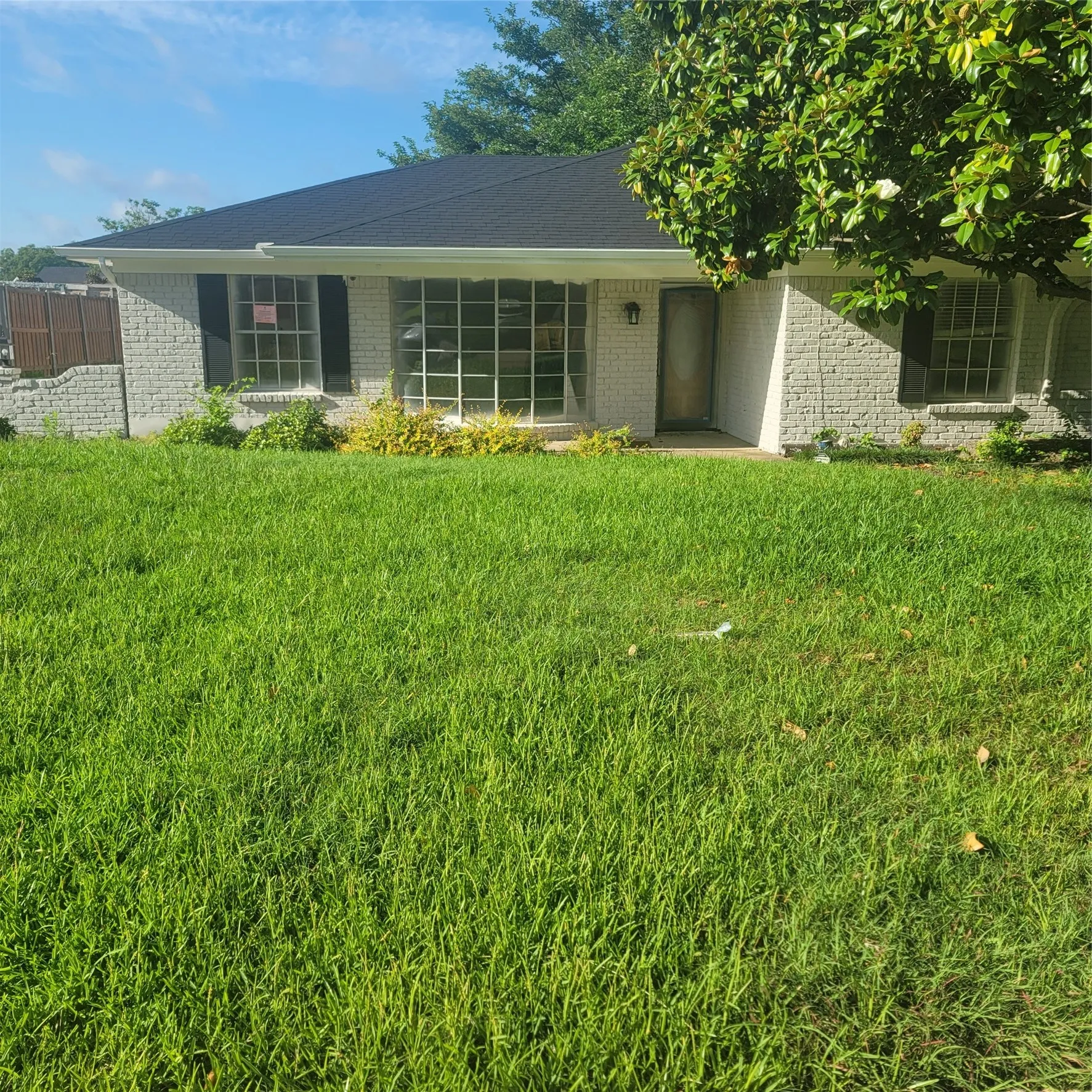 Single Family Residence For Sale