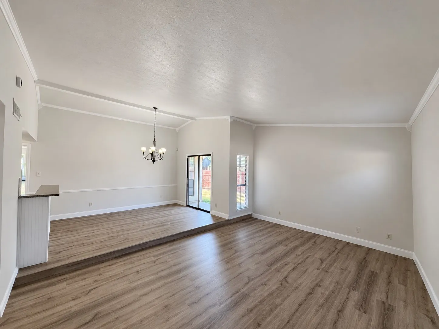 Single Family Residence For Sale in Denton County , 4201 Ireland Drive, The Colony, Texas 75056, 4 Bedroom, 2 Bathroom, 2 Garage spaces, 2,224 Sqft, built in 1984, mls#21390859, Real Estate Agent in The Colony, Homes For Sale in Denton county, Homes For Sale in The Colony, Realtor in The Colony Texas, Real Estate Brokerage Independent Realty Texas, Luminita Cordes Realtor