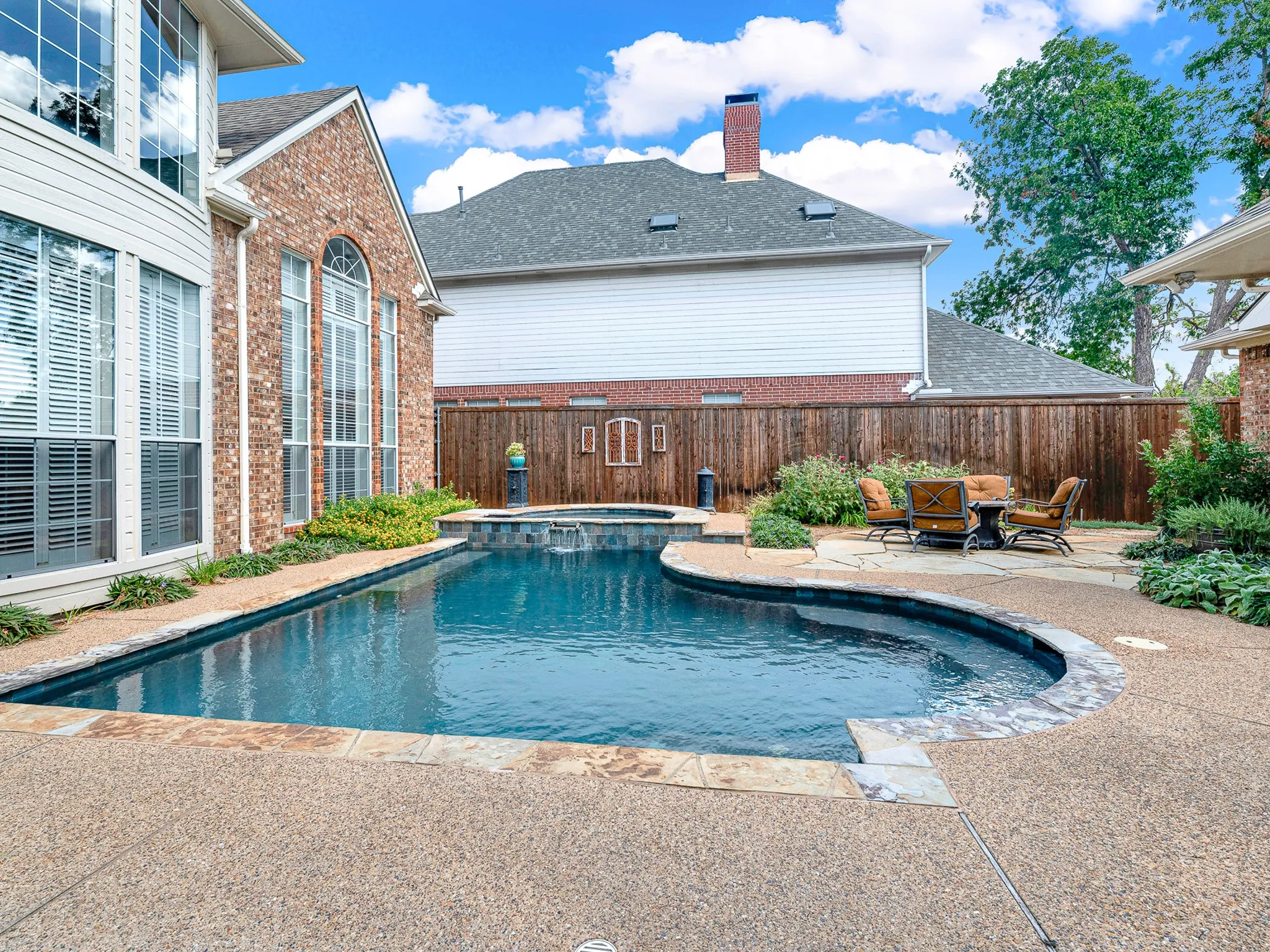 Single Family Residence For Sale in Collin County , 5208 Ambergate Lane, Dallas, Texas 75287, 5 Bedroom, 5 Bathroom, 3 Garage spaces, 4,891 Sqft, built in 1993, mls#21389727, Real Estate Agent in Dallas, Homes For Sale in Collin county, Homes For Sale in Dallas, Realtor in Dallas Texas, Real Estate Brokerage Independent Realty Texas, Luminita Cordes Realtor
