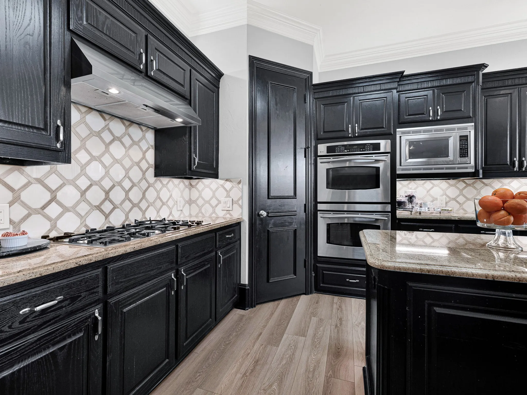 Single Family Residence For Sale in Collin County , 5208 Ambergate Lane, Dallas, Texas 75287, 5 Bedroom, 5 Bathroom, 3 Garage spaces, 4,891 Sqft, built in 1993, mls#21389727, Real Estate Agent in Dallas, Homes For Sale in Collin county, Homes For Sale in Dallas, Realtor in Dallas Texas, Real Estate Brokerage Independent Realty Texas, Luminita Cordes Realtor
