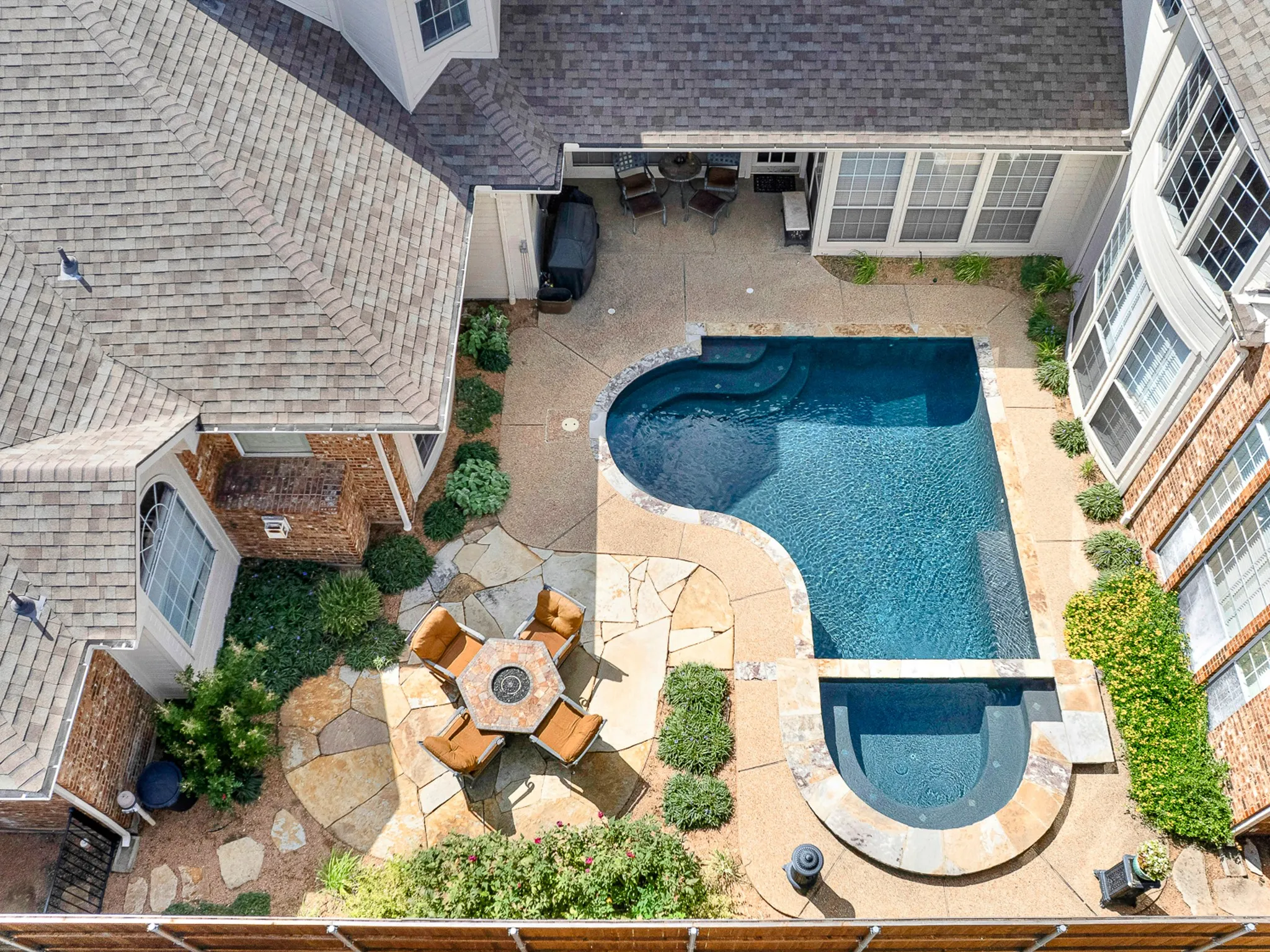 Single Family Residence For Sale in Collin County , 5208 Ambergate Lane, Dallas, Texas 75287, 5 Bedroom, 5 Bathroom, 3 Garage spaces, 4,891 Sqft, built in 1993, mls#21389727, Real Estate Agent in Dallas, Homes For Sale in Collin county, Homes For Sale in Dallas, Realtor in Dallas Texas, Real Estate Brokerage Independent Realty Texas, Luminita Cordes Realtor