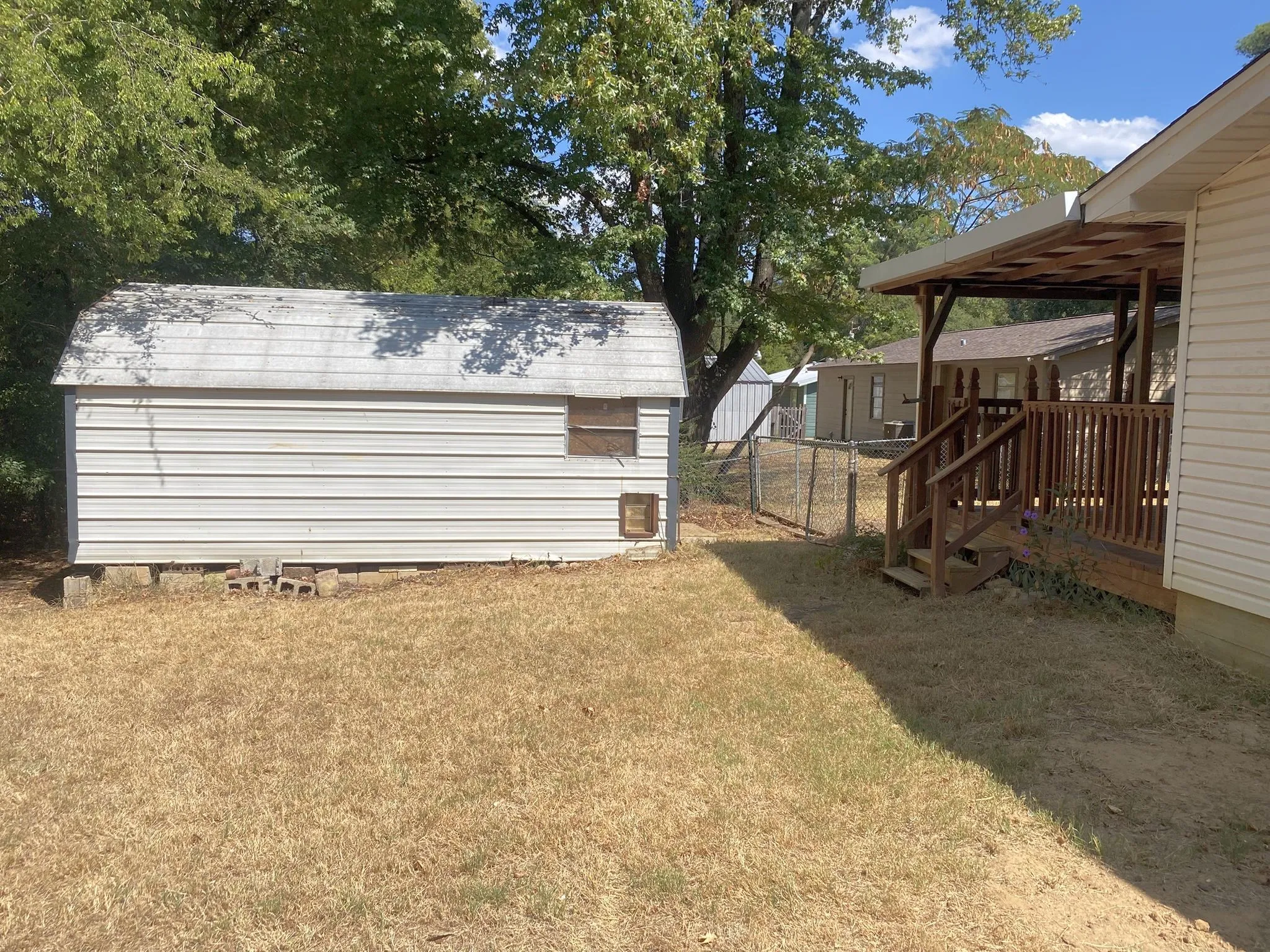 Single Family Residence For Sale in Harrison County , 1411 Aars Street, Longview, Texas 75601, 3 Bedroom, 2 Bathroom, Garage spaces, 1,392 Sqft, built in 1950, mls#21390826, Real Estate Agent in Longview, Homes For Sale in Harrison county, Homes For Sale in Longview, Realtor in Longview Texas, Real Estate Brokerage Independent Realty Texas, Luminita Cordes Realtor
