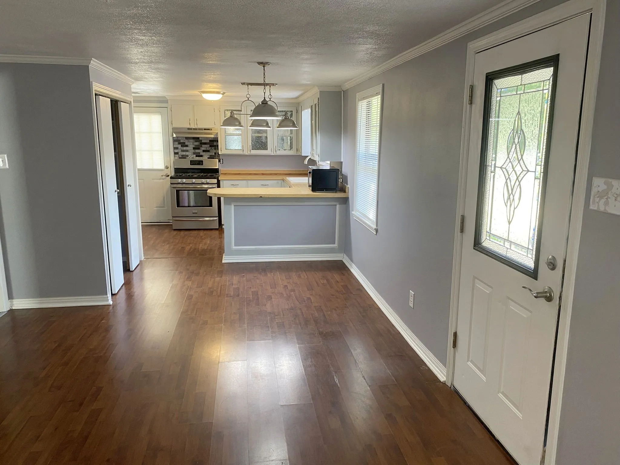 Single Family Residence For Sale in Harrison County , 1411 Aars Street, Longview, Texas 75601, 3 Bedroom, 2 Bathroom, Garage spaces, 1,392 Sqft, built in 1950, mls#21390826, Real Estate Agent in Longview, Homes For Sale in Harrison county, Homes For Sale in Longview, Realtor in Longview Texas, Real Estate Brokerage Independent Realty Texas, Luminita Cordes Realtor