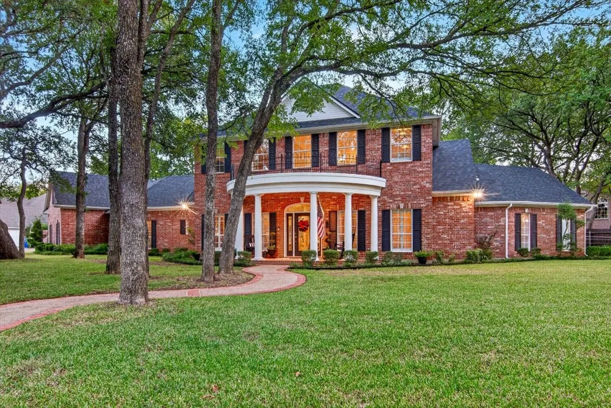 Single Family Residence For Sale in Mc Lennan County , 146 Shady Trail, Mc Gregor, Texas 76657, 4 Bedroom, 4 Bathroom, 3 Garage spaces, 3,914 Sqft, built in 1998, mls#21388541, Real Estate Agent in Mc Gregor, Homes For Sale in Mc Lennan county, Homes For Sale in Mc Gregor, Realtor in Mc Gregor Texas, Real Estate Brokerage Independent Realty Texas, Luminita Cordes Realtor