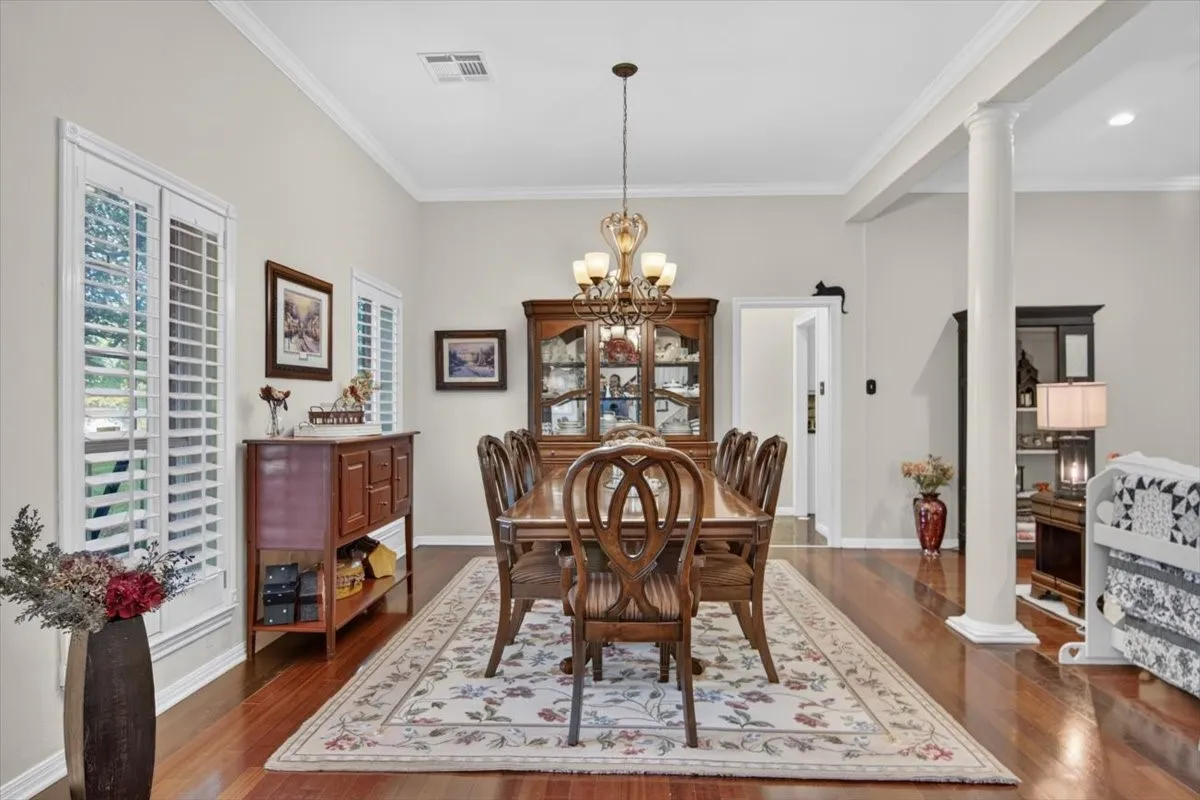 Single Family Residence For Sale in Mc Lennan County , 146 Shady Trail, Mc Gregor, Texas 76657, 4 Bedroom, 4 Bathroom, 3 Garage spaces, 3,914 Sqft, built in 1998, mls#21388541, Real Estate Agent in Mc Gregor, Homes For Sale in Mc Lennan county, Homes For Sale in Mc Gregor, Realtor in Mc Gregor Texas, Real Estate Brokerage Independent Realty Texas, Luminita Cordes Realtor