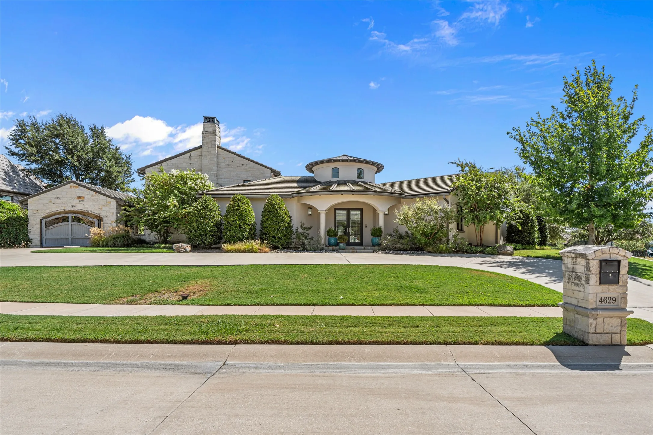 Single Family Residence For Sale