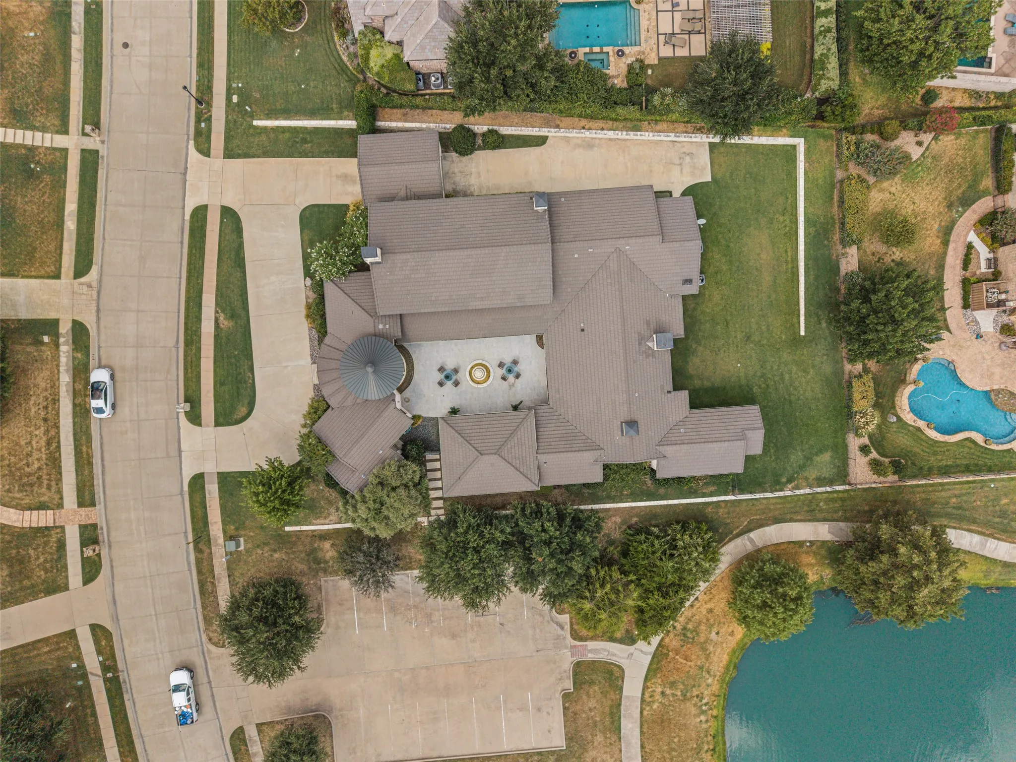 Single Family Residence For Sale in Tarrant County , 4629 Palencia Drive, Fort Worth, Texas 76126, 3 Bedroom, 4 Bathroom, 3 Garage spaces, 5,105 Sqft, built in 2016, mls#21390142, Real Estate Agent in Fort Worth, Homes For Sale in Tarrant county, Homes For Sale in Fort Worth, Realtor in Fort Worth Texas, Real Estate Brokerage Independent Realty Texas, Luminita Cordes Realtor