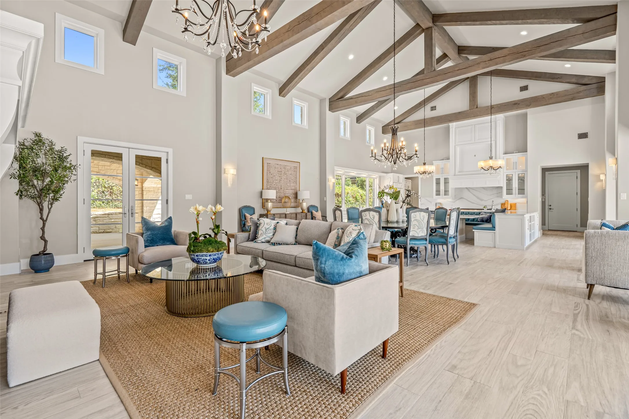 Single Family Residence For Sale in Tarrant County , 4629 Palencia Drive, Fort Worth, Texas 76126, 3 Bedroom, 4 Bathroom, 3 Garage spaces, 5,105 Sqft, built in 2016, mls#21390142, Real Estate Agent in Fort Worth, Homes For Sale in Tarrant county, Homes For Sale in Fort Worth, Realtor in Fort Worth Texas, Real Estate Brokerage Independent Realty Texas, Luminita Cordes Realtor