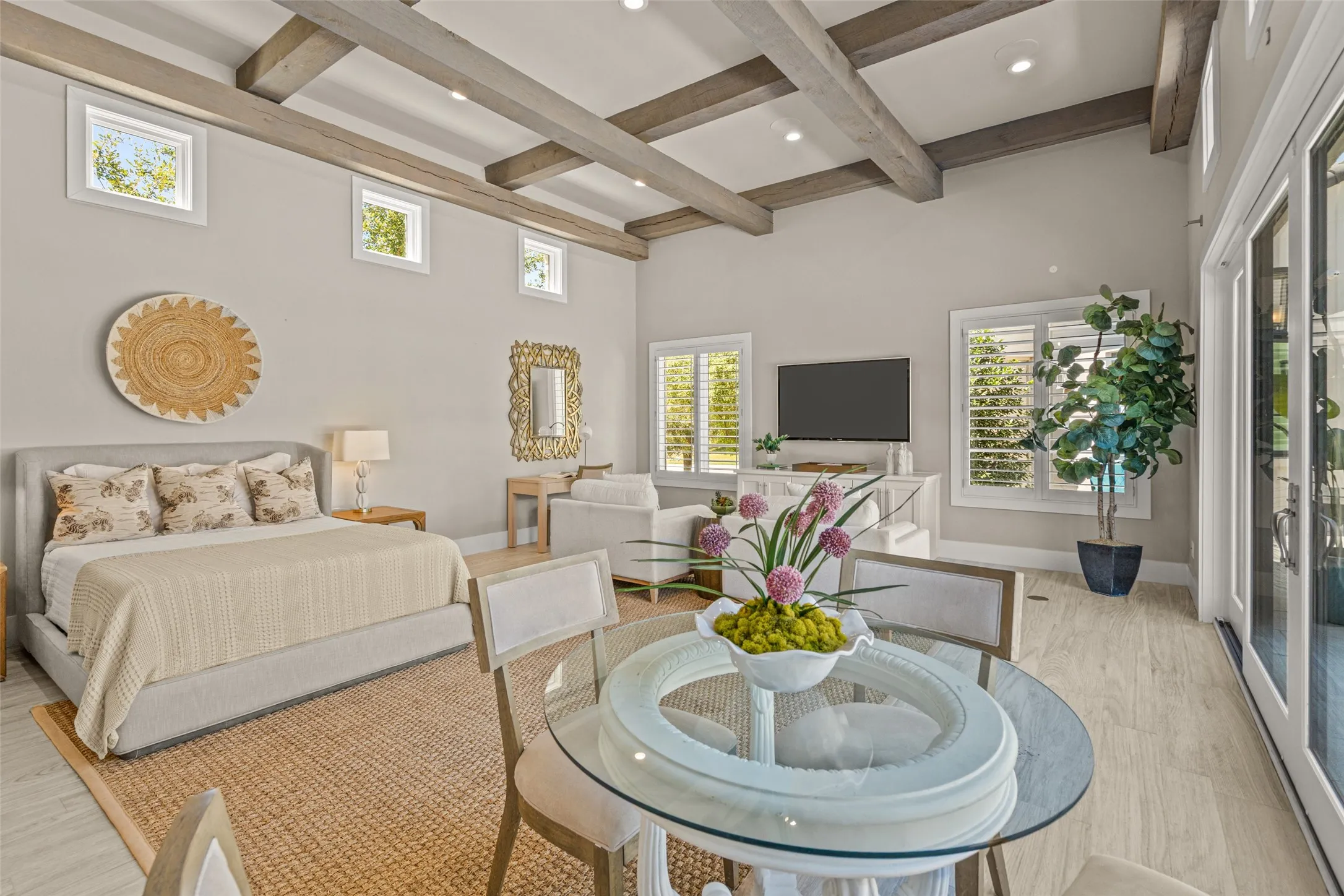 Single Family Residence For Sale in Tarrant County , 4629 Palencia Drive, Fort Worth, Texas 76126, 3 Bedroom, 4 Bathroom, 3 Garage spaces, 5,105 Sqft, built in 2016, mls#21390142, Real Estate Agent in Fort Worth, Homes For Sale in Tarrant county, Homes For Sale in Fort Worth, Realtor in Fort Worth Texas, Real Estate Brokerage Independent Realty Texas, Luminita Cordes Realtor