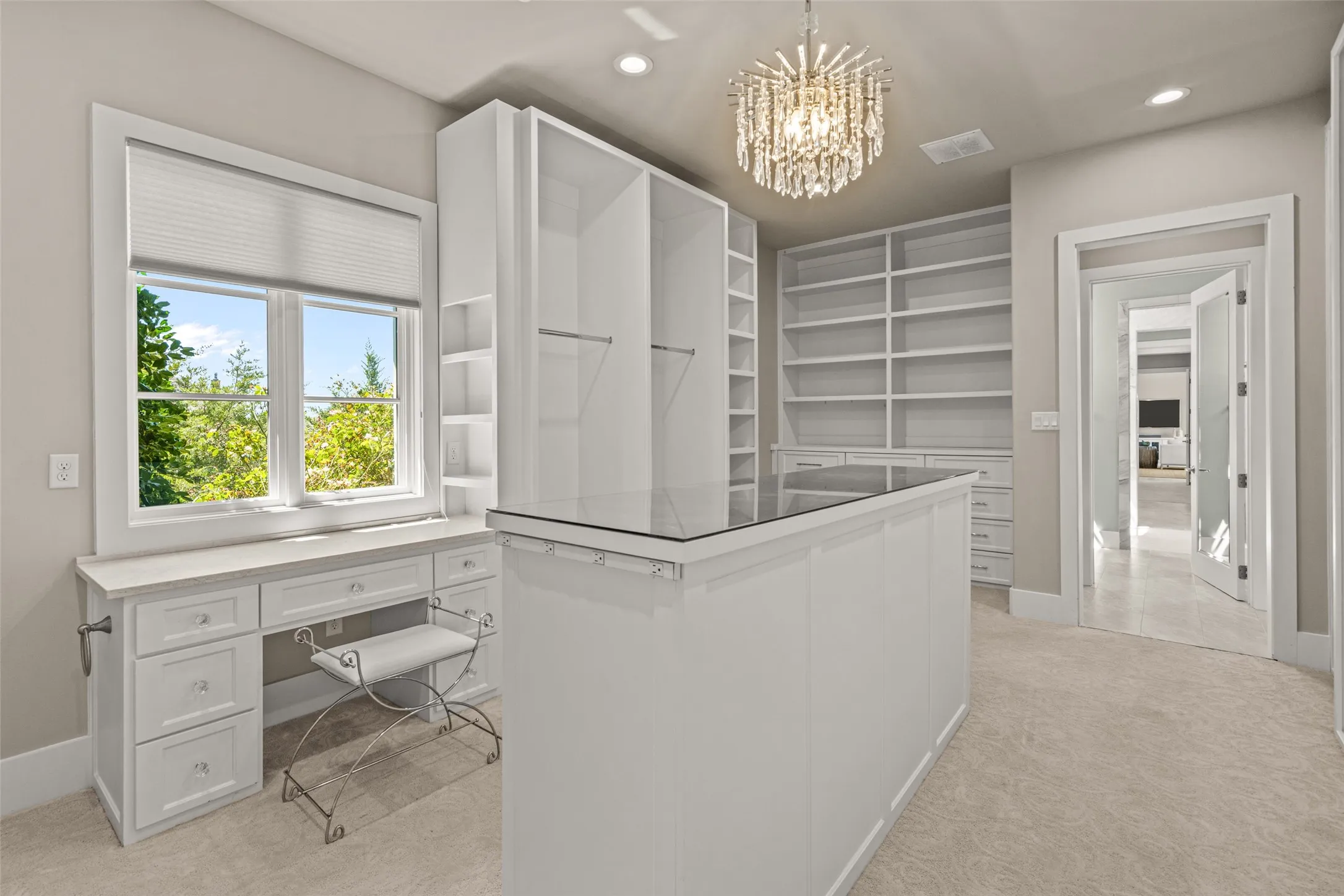 Single Family Residence For Sale in Tarrant County , 4629 Palencia Drive, Fort Worth, Texas 76126, 3 Bedroom, 4 Bathroom, 3 Garage spaces, 5,105 Sqft, built in 2016, mls#21390142, Real Estate Agent in Fort Worth, Homes For Sale in Tarrant county, Homes For Sale in Fort Worth, Realtor in Fort Worth Texas, Real Estate Brokerage Independent Realty Texas, Luminita Cordes Realtor