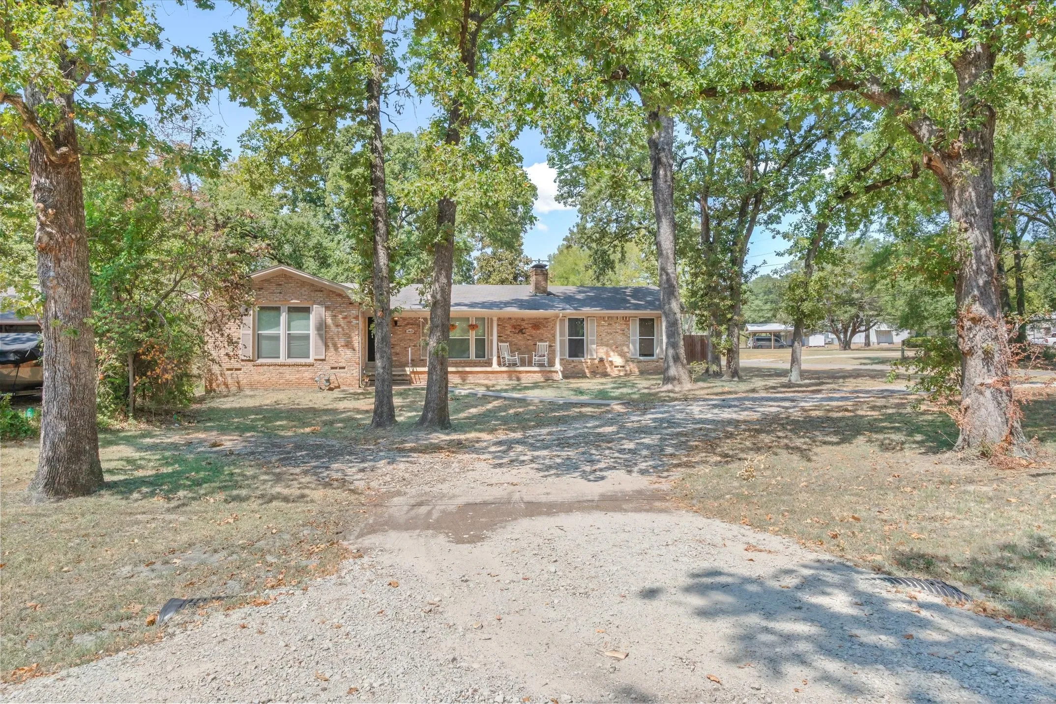 Single Family Residence For Sale in Van Zandt County , 1415 Glenlain Dr, Grand Saline, Texas 75140, 4 Bedroom, 2 Bathroom, Garage spaces, 2,021 Sqft, built in 1973, mls#21390884, Real Estate Agent in Grand Saline, Homes For Sale in Van Zandt county, Homes For Sale in Grand Saline, Realtor in Grand Saline Texas, Real Estate Brokerage Independent Realty Texas, Luminita Cordes Realtor