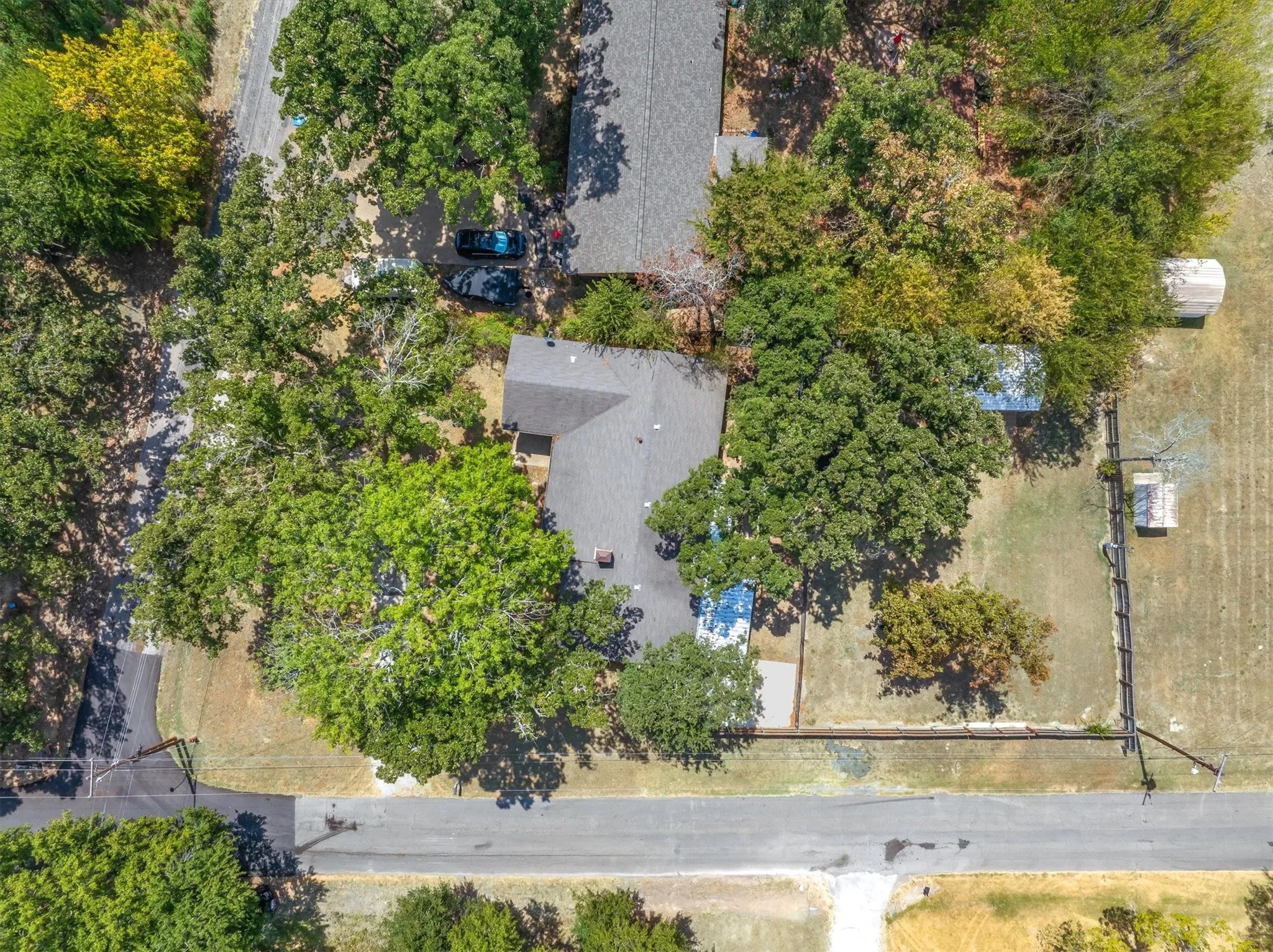 Single Family Residence For Sale in Van Zandt County , 1415 Glenlain Dr, Grand Saline, Texas 75140, 4 Bedroom, 2 Bathroom, Garage spaces, 2,021 Sqft, built in 1973, mls#21390884, Real Estate Agent in Grand Saline, Homes For Sale in Van Zandt county, Homes For Sale in Grand Saline, Realtor in Grand Saline Texas, Real Estate Brokerage Independent Realty Texas, Luminita Cordes Realtor