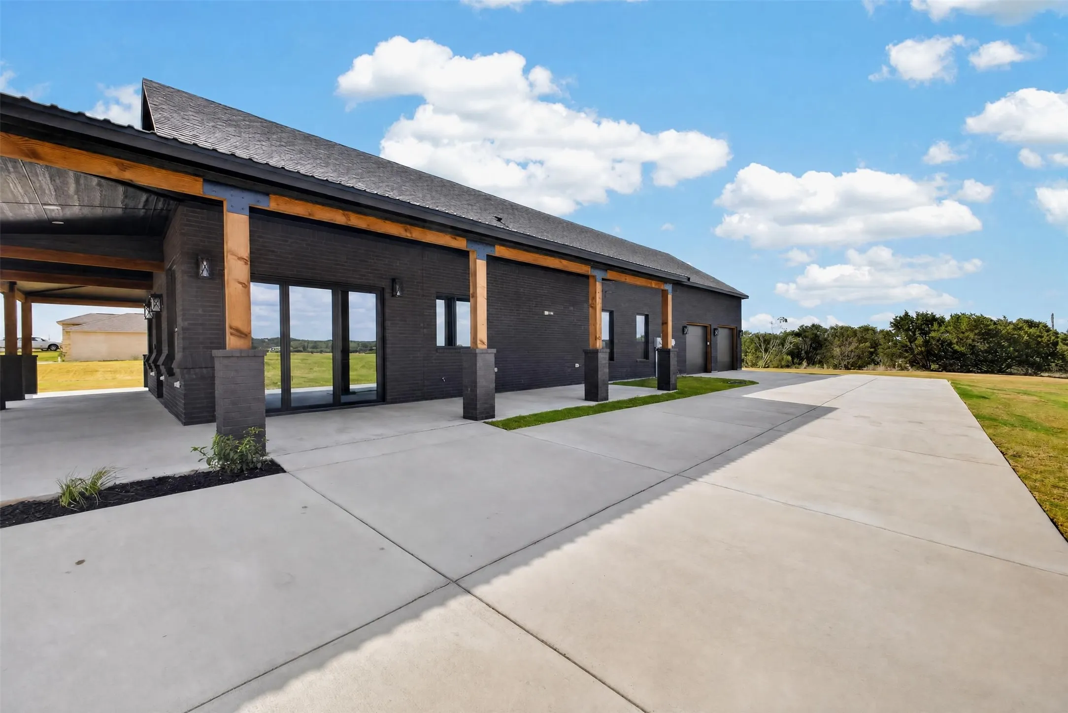 Single Family Residence For Sale in Somervell County , 1091 Barton Ranch Road, Nemo, Texas 76070, 3 Bedroom, 2 Bathroom, 2 Garage spaces, 2,316 Sqft, built in 2026, mls#21390615, Real Estate Agent in Nemo, Homes For Sale in Somervell county, Homes For Sale in Nemo, Realtor in Nemo Texas, Real Estate Brokerage Independent Realty Texas, Luminita Cordes Realtor