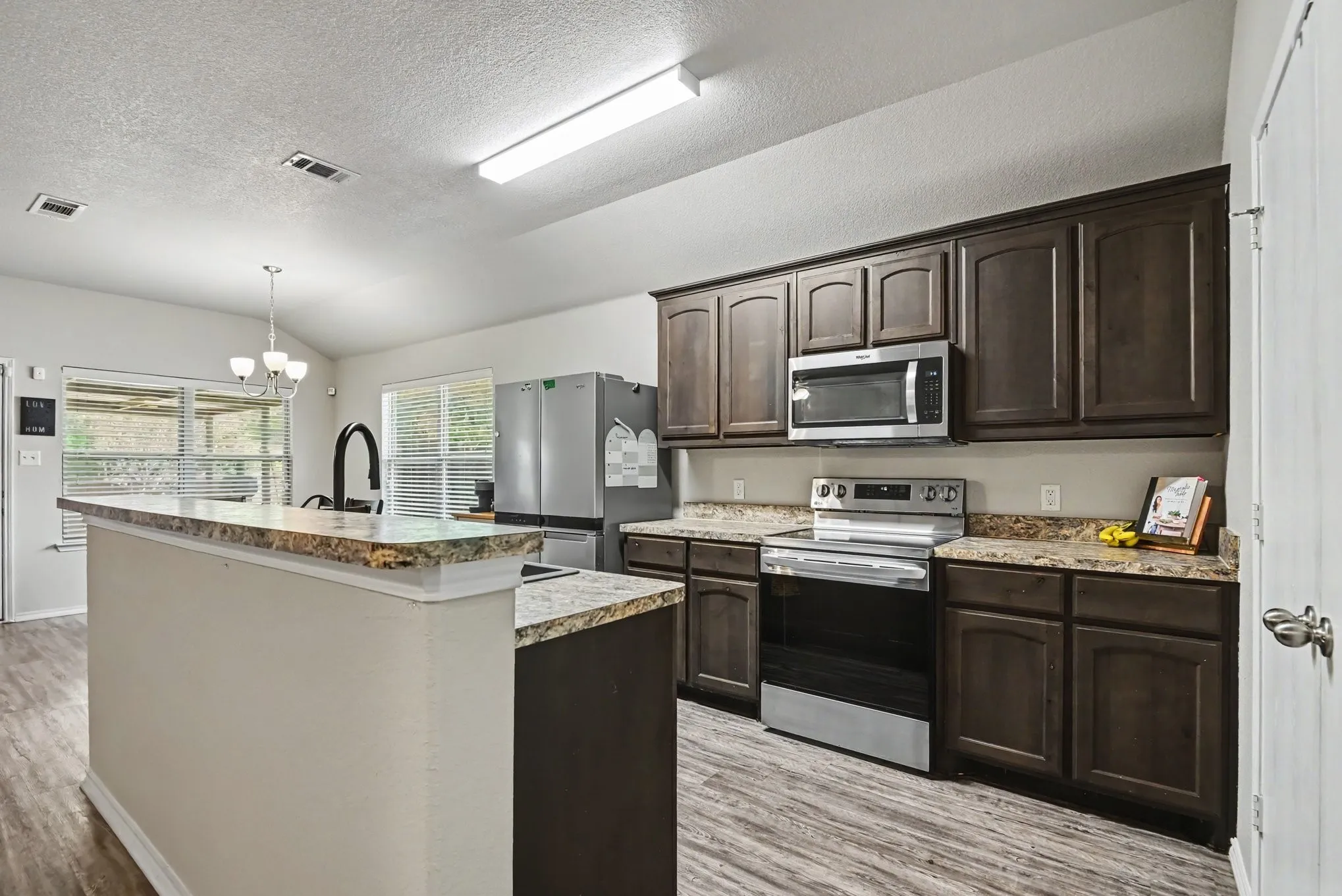 Single Family Residence For Sale in Parker County , 249 Walnut Bend Road, Springtown, Texas 76082, 3 Bedroom, 2 Bathroom, 2 Garage spaces, 1,658 Sqft, built in 2017, mls#21386822, Real Estate Agent in Springtown, Homes For Sale in Parker county, Homes For Sale in Springtown, Realtor in Springtown Texas, Real Estate Brokerage Independent Realty Texas, Luminita Cordes Realtor