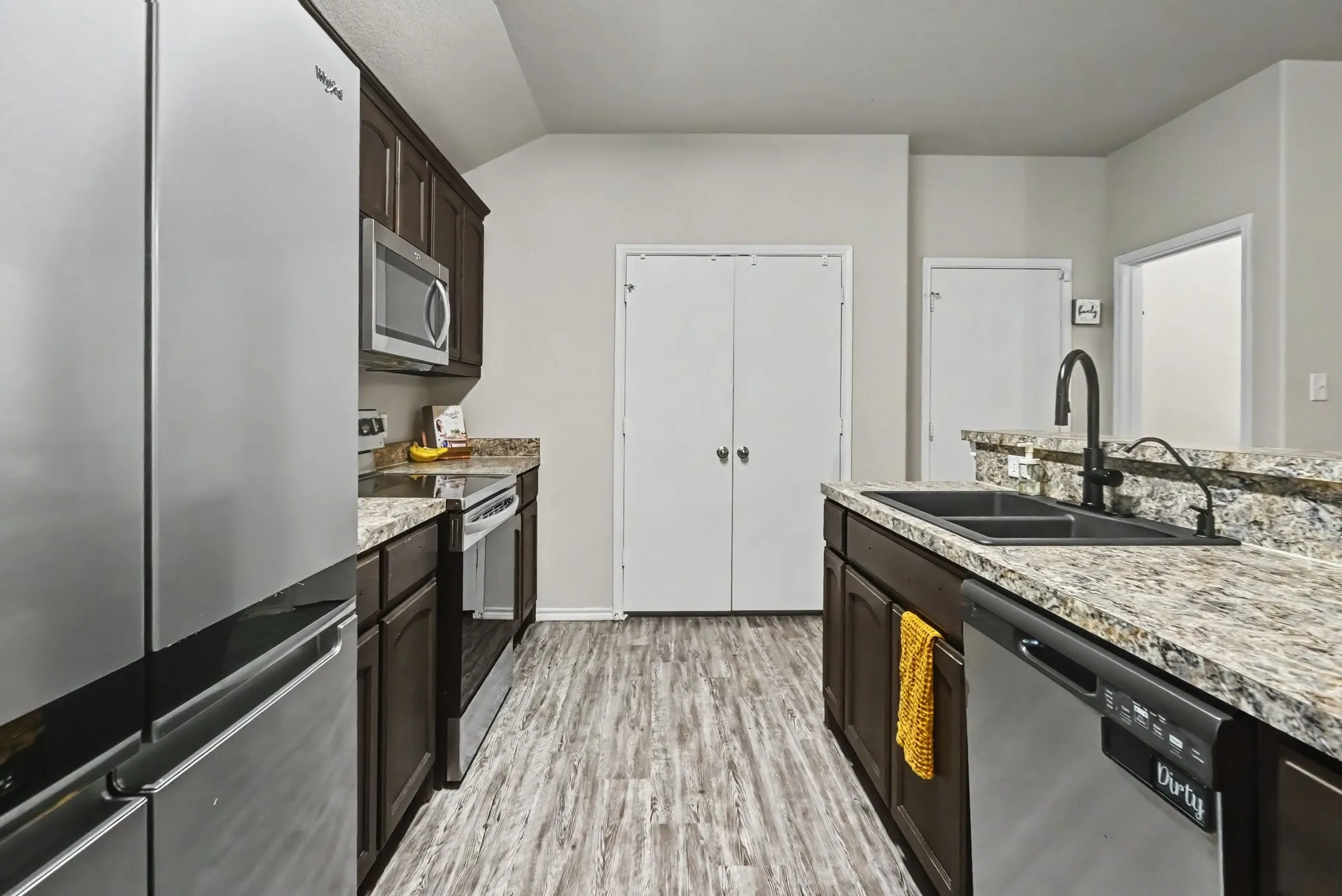Single Family Residence For Sale in Parker County , 249 Walnut Bend Road, Springtown, Texas 76082, 3 Bedroom, 2 Bathroom, 2 Garage spaces, 1,658 Sqft, built in 2017, mls#21386822, Real Estate Agent in Springtown, Homes For Sale in Parker county, Homes For Sale in Springtown, Realtor in Springtown Texas, Real Estate Brokerage Independent Realty Texas, Luminita Cordes Realtor