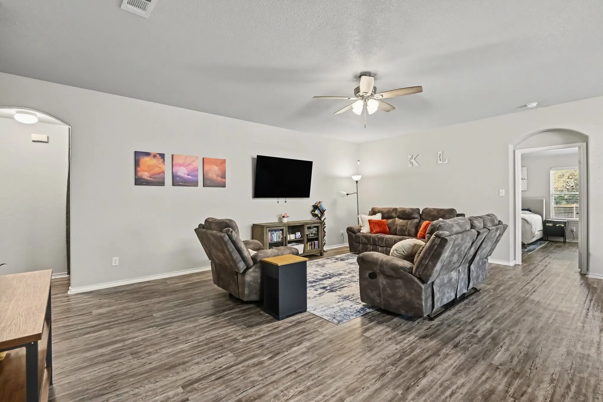 Single Family Residence For Sale in Parker County , 249 Walnut Bend Road, Springtown, Texas 76082, 3 Bedroom, 2 Bathroom, 2 Garage spaces, 1,658 Sqft, built in 2017, mls#21386822, Real Estate Agent in Springtown, Homes For Sale in Parker county, Homes For Sale in Springtown, Realtor in Springtown Texas, Real Estate Brokerage Independent Realty Texas, Luminita Cordes Realtor