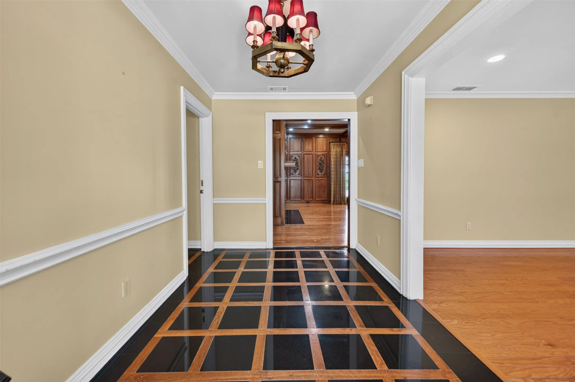 Entry-Foyer