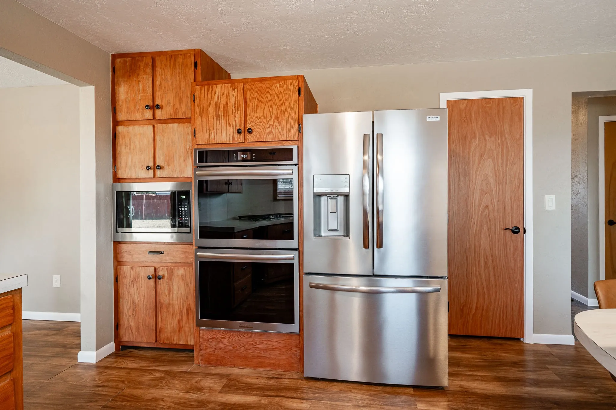 Single Family Residence For Sale in Jones County , 1406 Bartley Street, Stamford, Texas 79553, 4 Bedroom, 2 Bathroom, 2 Garage spaces, 2,698 Sqft, built in 1966, mls#21390536, Real Estate Agent in Stamford, Homes For Sale in Jones county, Homes For Sale in Stamford, Realtor in Stamford Texas, Real Estate Brokerage Independent Realty Texas, Luminita Cordes Realtor