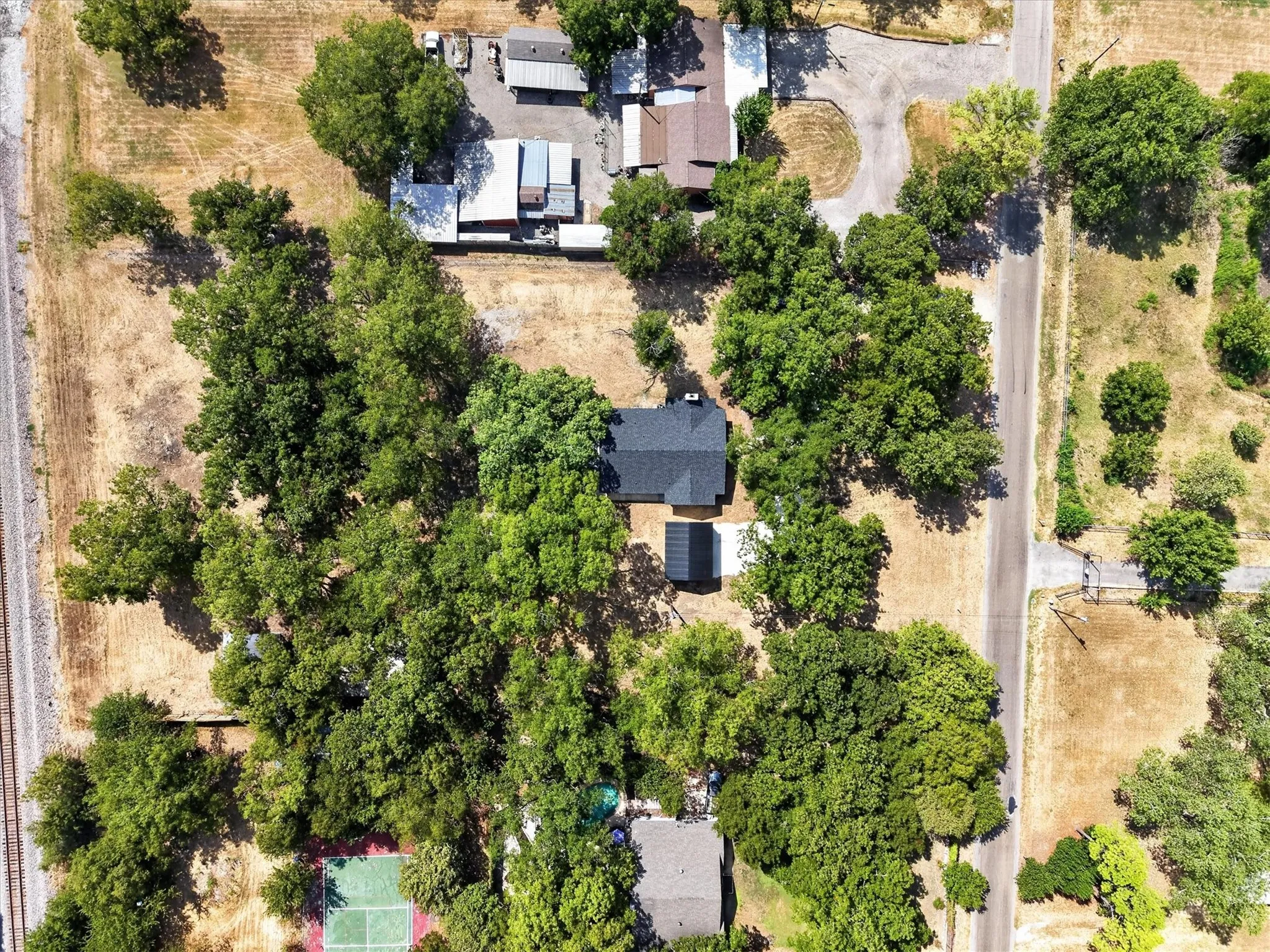 Single Family Residence For Sale in Johnson County , 4512 Cross Timber Road, Burleson, Texas 76028, 4 Bedroom, 2 Bathroom, 2 Garage spaces, 2,016 Sqft, built in 1975, mls#21390208, Real Estate Agent in Burleson, Homes For Sale in Johnson county, Homes For Sale in Burleson, Realtor in Burleson Texas, Real Estate Brokerage Independent Realty Texas, Luminita Cordes Realtor