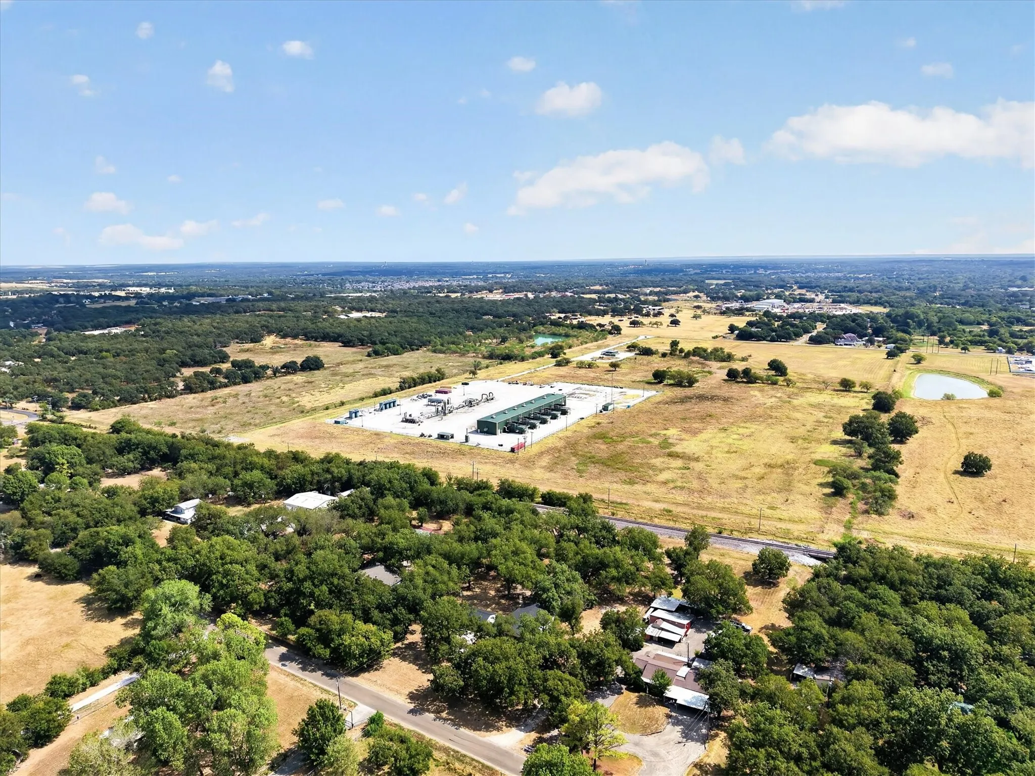 Single Family Residence For Sale in Johnson County , 4512 Cross Timber Road, Burleson, Texas 76028, 4 Bedroom, 2 Bathroom, 2 Garage spaces, 2,016 Sqft, built in 1975, mls#21390208, Real Estate Agent in Burleson, Homes For Sale in Johnson county, Homes For Sale in Burleson, Realtor in Burleson Texas, Real Estate Brokerage Independent Realty Texas, Luminita Cordes Realtor