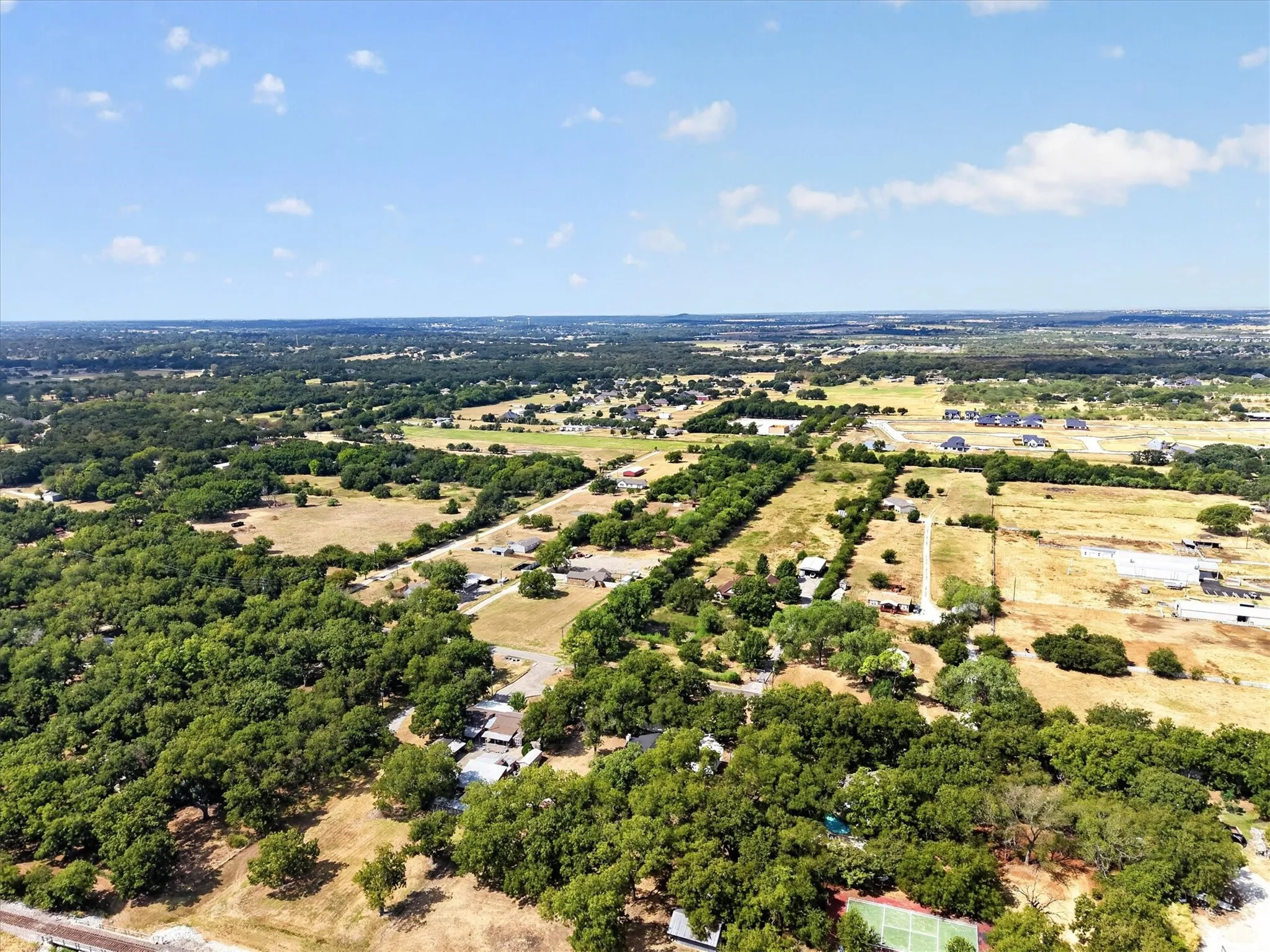 Single Family Residence For Sale in Johnson County , 4512 Cross Timber Road, Burleson, Texas 76028, 4 Bedroom, 2 Bathroom, 2 Garage spaces, 2,016 Sqft, built in 1975, mls#21390208, Real Estate Agent in Burleson, Homes For Sale in Johnson county, Homes For Sale in Burleson, Realtor in Burleson Texas, Real Estate Brokerage Independent Realty Texas, Luminita Cordes Realtor