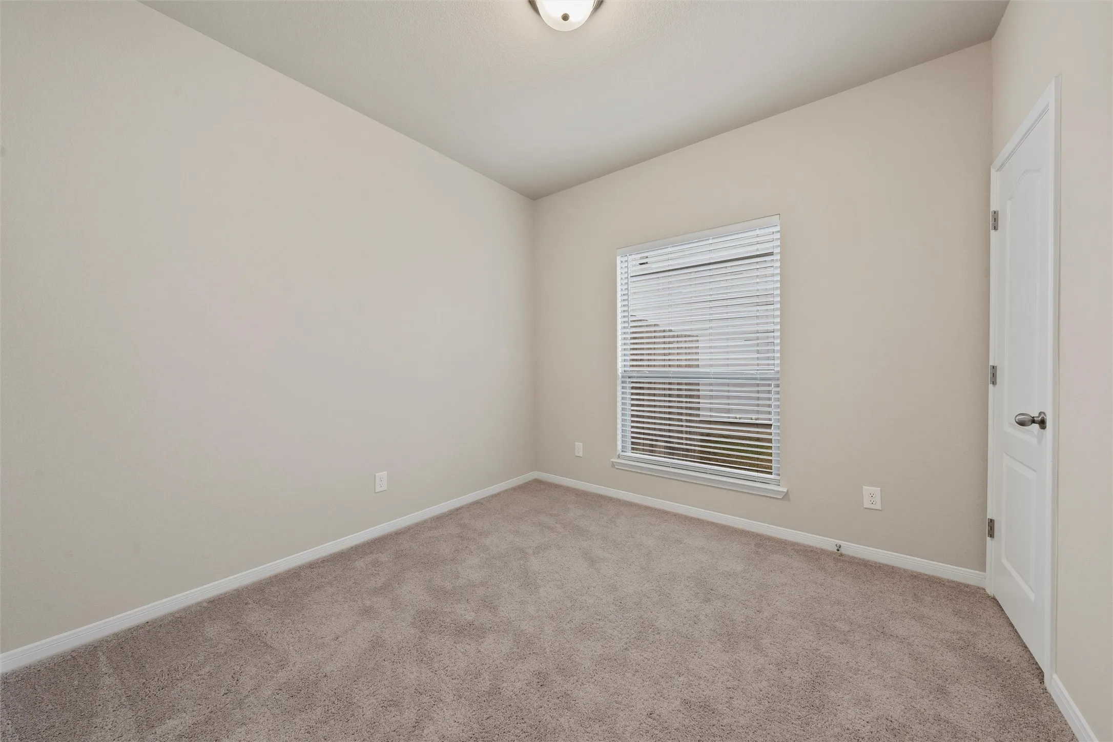 Single Family Residence For Rent in Bell County , 7445 Garden Glen Drive, Temple, Texas 76502, 3 Bedroom, 2 Bathroom, 2 Garage spaces, 1,531 Sqft, built in 2021, mls#21390898, Real Estate Agent in Temple, Homes For Rent in Bell county, Homes For Rent in Temple, Realtor in Temple Texas, Real Estate Brokerage Independent Realty Texas, Luminita Cordes Realtor