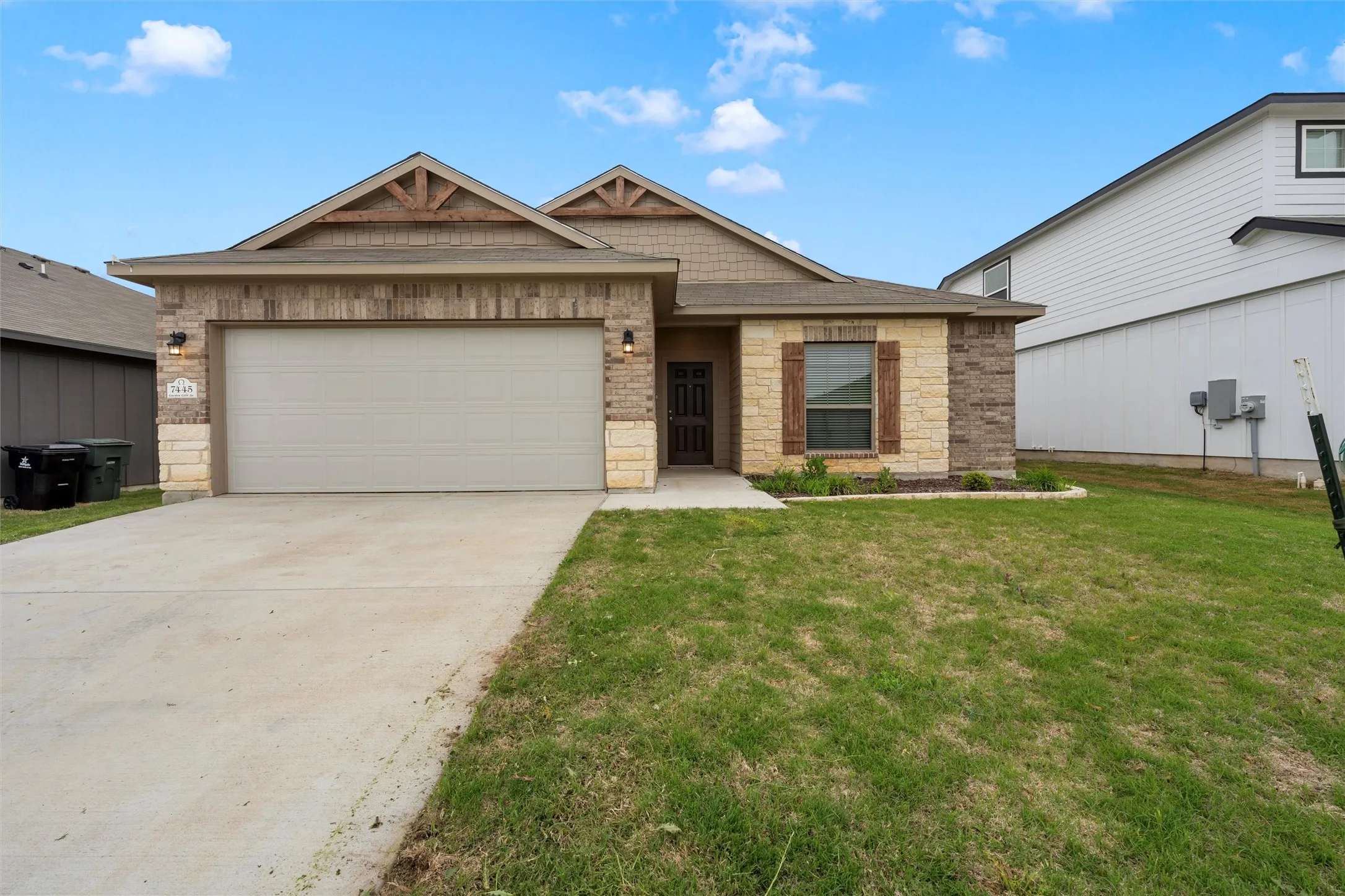 Single Family Residence For Rent in Bell County , 7445 Garden Glen Drive, Temple, Texas 76502, 3 Bedroom, 2 Bathroom, 2 Garage spaces, 1,531 Sqft, built in 2021, mls#21390898, Real Estate Agent in Temple, Homes For Rent in Bell county, Homes For Rent in Temple, Realtor in Temple Texas, Real Estate Brokerage Independent Realty Texas, Luminita Cordes Realtor