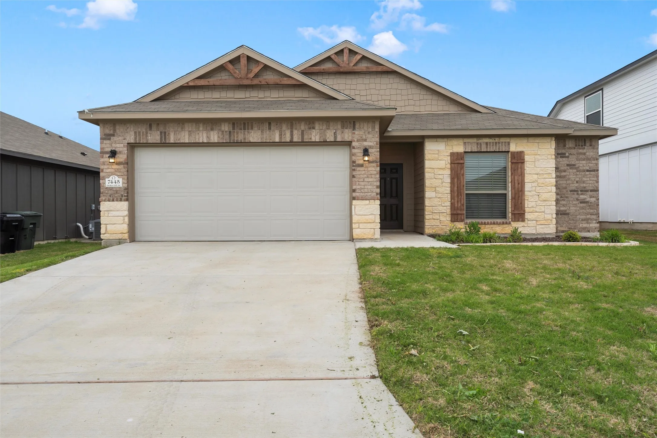 Single Family Residence For Rent in Bell County , 7445 Garden Glen Drive, Temple, Texas 76502, 3 Bedroom, 2 Bathroom, 2 Garage spaces, 1,531 Sqft, built in 2021, mls#21390898, Real Estate Agent in Temple, Homes For Rent in Bell county, Homes For Rent in Temple, Realtor in Temple Texas, Real Estate Brokerage Independent Realty Texas, Luminita Cordes Realtor