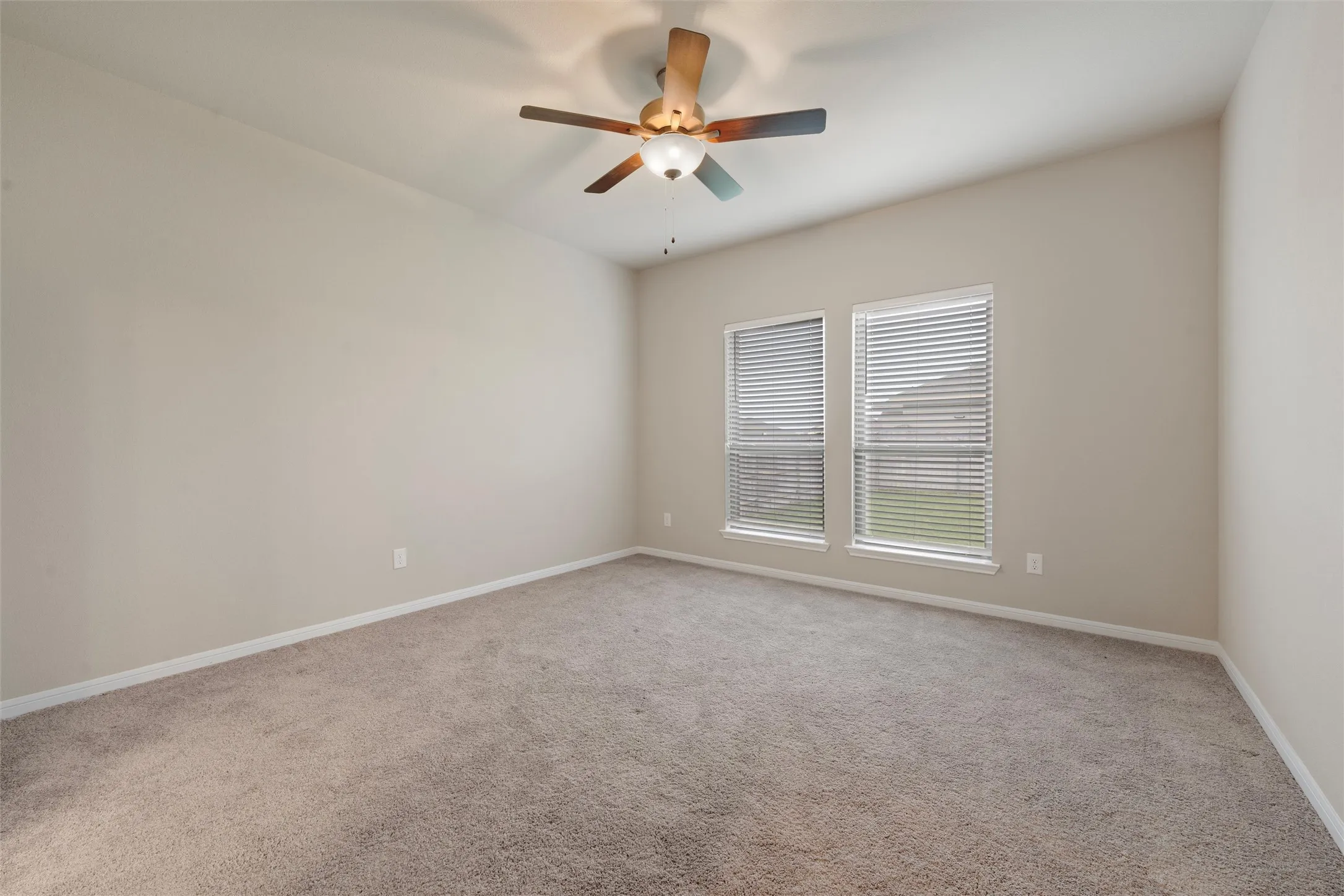 Single Family Residence For Rent in Bell County , 7445 Garden Glen Drive, Temple, Texas 76502, 3 Bedroom, 2 Bathroom, 2 Garage spaces, 1,531 Sqft, built in 2021, mls#21390898, Real Estate Agent in Temple, Homes For Rent in Bell county, Homes For Rent in Temple, Realtor in Temple Texas, Real Estate Brokerage Independent Realty Texas, Luminita Cordes Realtor