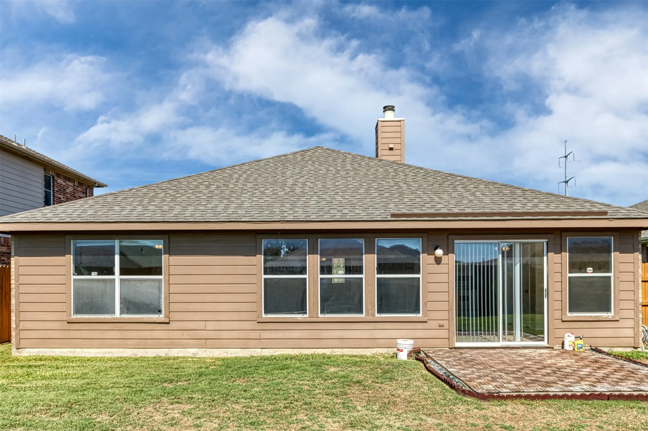 Single Family Residence For Rent in Denton County , 14617 Eaglemont Drive, Little Elm, Texas 75068, 3 Bedroom, 2 Bathroom, 2 Garage spaces, 1,522 Sqft, built in 2003, mls#21384512, Real Estate Agent in Little Elm, Homes For Rent in Denton county, Homes For Rent in Little Elm, Realtor in Little Elm Texas, Real Estate Brokerage Independent Realty Texas, Luminita Cordes Realtor
