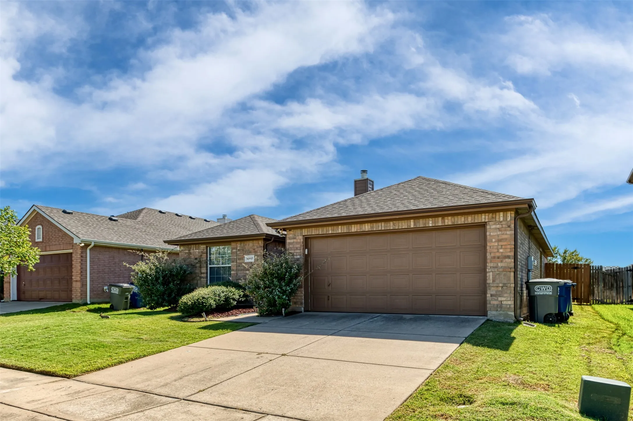 Single Family Residence For Rent in Denton County , 14617 Eaglemont Drive, Little Elm, Texas 75068, 3 Bedroom, 2 Bathroom, 2 Garage spaces, 1,522 Sqft, built in 2003, mls#21384512, Real Estate Agent in Little Elm, Homes For Rent in Denton county, Homes For Rent in Little Elm, Realtor in Little Elm Texas, Real Estate Brokerage Independent Realty Texas, Luminita Cordes Realtor