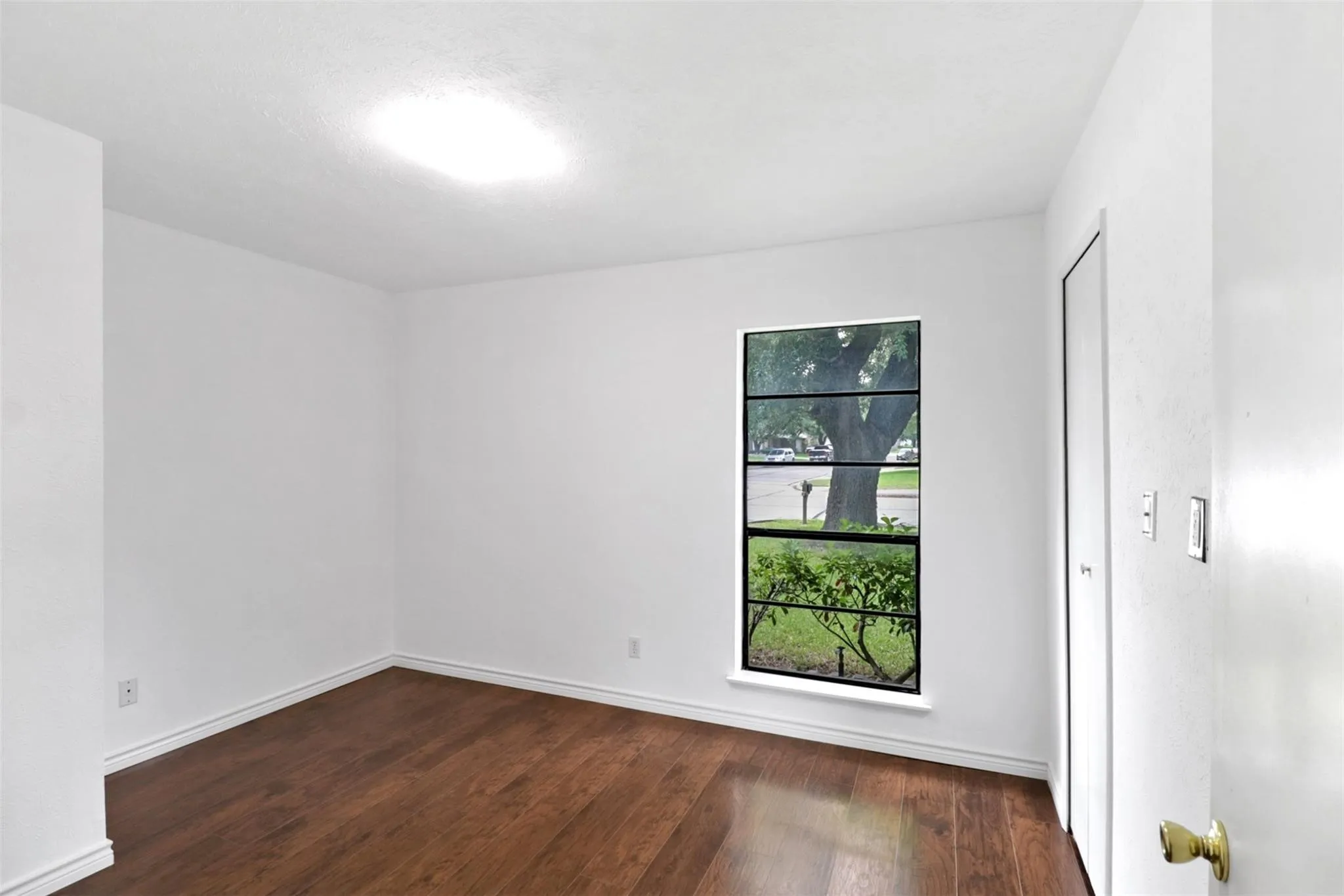 Single Family Residence For Sale in Dallas County , 3314 Maple Lane, Rowlett, Texas 75089, 3 Bedroom, 2 Bathroom, 2 Garage spaces, 1,429 Sqft, built in 1974, mls#21390880, Real Estate Agent in Rowlett, Homes For Sale in Dallas county, Homes For Sale in Rowlett, Realtor in Rowlett Texas, Real Estate Brokerage Independent Realty Texas, Luminita Cordes Realtor