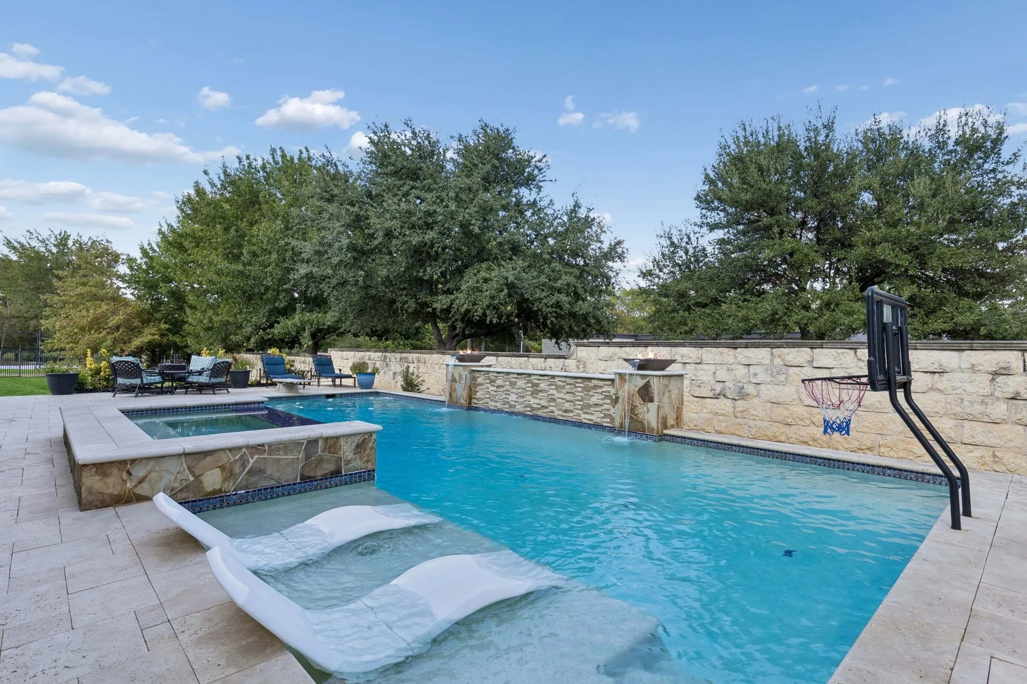 Single Family Residence For Sale in Tarrant County , 1021 Berkshire Road, Southlake, Texas 76092, 5 Bedroom, 7 Bathroom, 3 Garage spaces, 5,226 Sqft, built in 2016, mls#21390882, Real Estate Agent in Southlake, Homes For Sale in Tarrant county, Homes For Sale in Southlake, Realtor in Southlake Texas, Real Estate Brokerage Independent Realty Texas, Luminita Cordes Realtor