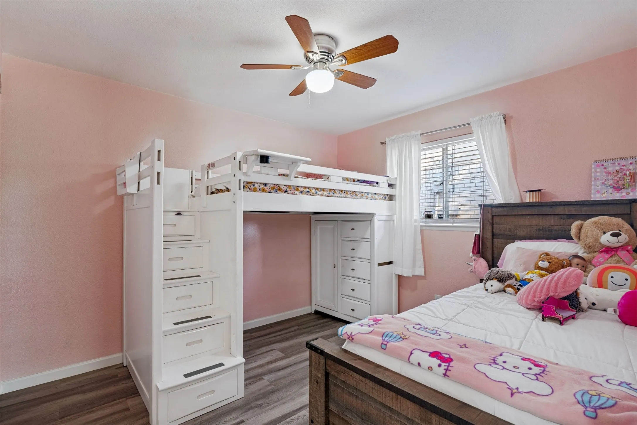 Single Family Residence For Sale in Dallas County , 2920 Sidney Drive, Mesquite, Texas 75150, 4 Bedroom, 2 Bathroom, Garage spaces, 1,962 Sqft, built in 1972, mls#21390344, Real Estate Agent in Mesquite, Homes For Sale in Dallas county, Homes For Sale in Mesquite, Realtor in Mesquite Texas, Real Estate Brokerage Independent Realty Texas, Luminita Cordes Realtor