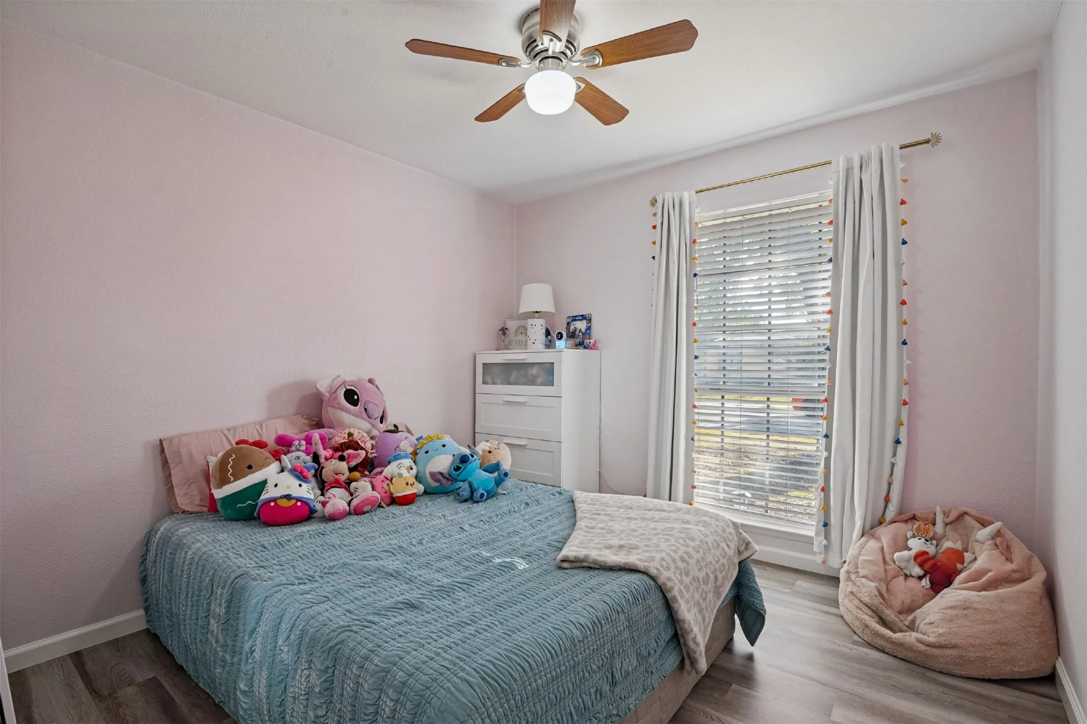 Single Family Residence For Sale in Dallas County , 2920 Sidney Drive, Mesquite, Texas 75150, 4 Bedroom, 2 Bathroom, Garage spaces, 1,962 Sqft, built in 1972, mls#21390344, Real Estate Agent in Mesquite, Homes For Sale in Dallas county, Homes For Sale in Mesquite, Realtor in Mesquite Texas, Real Estate Brokerage Independent Realty Texas, Luminita Cordes Realtor