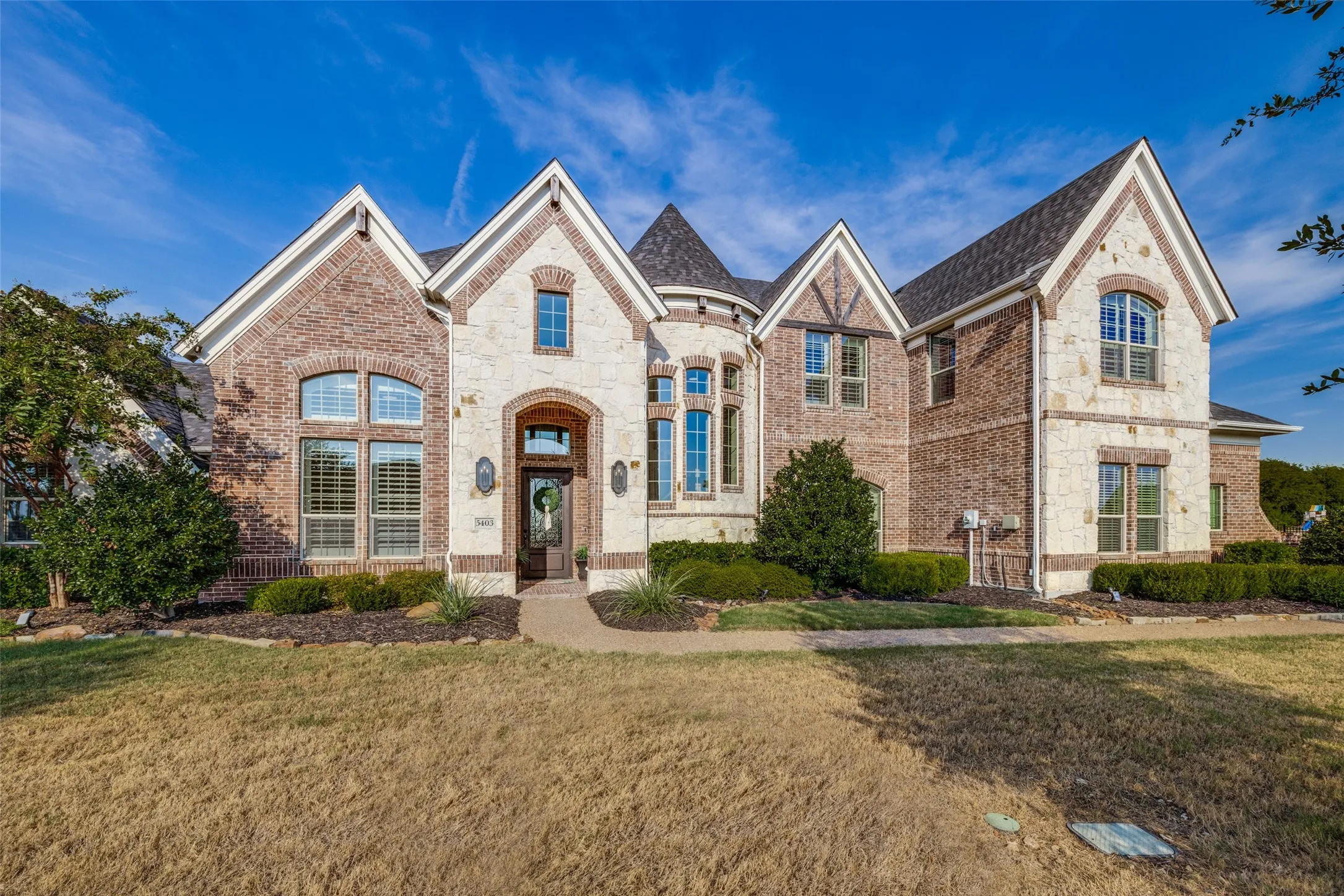 In coveted Kings Crossing in Parker