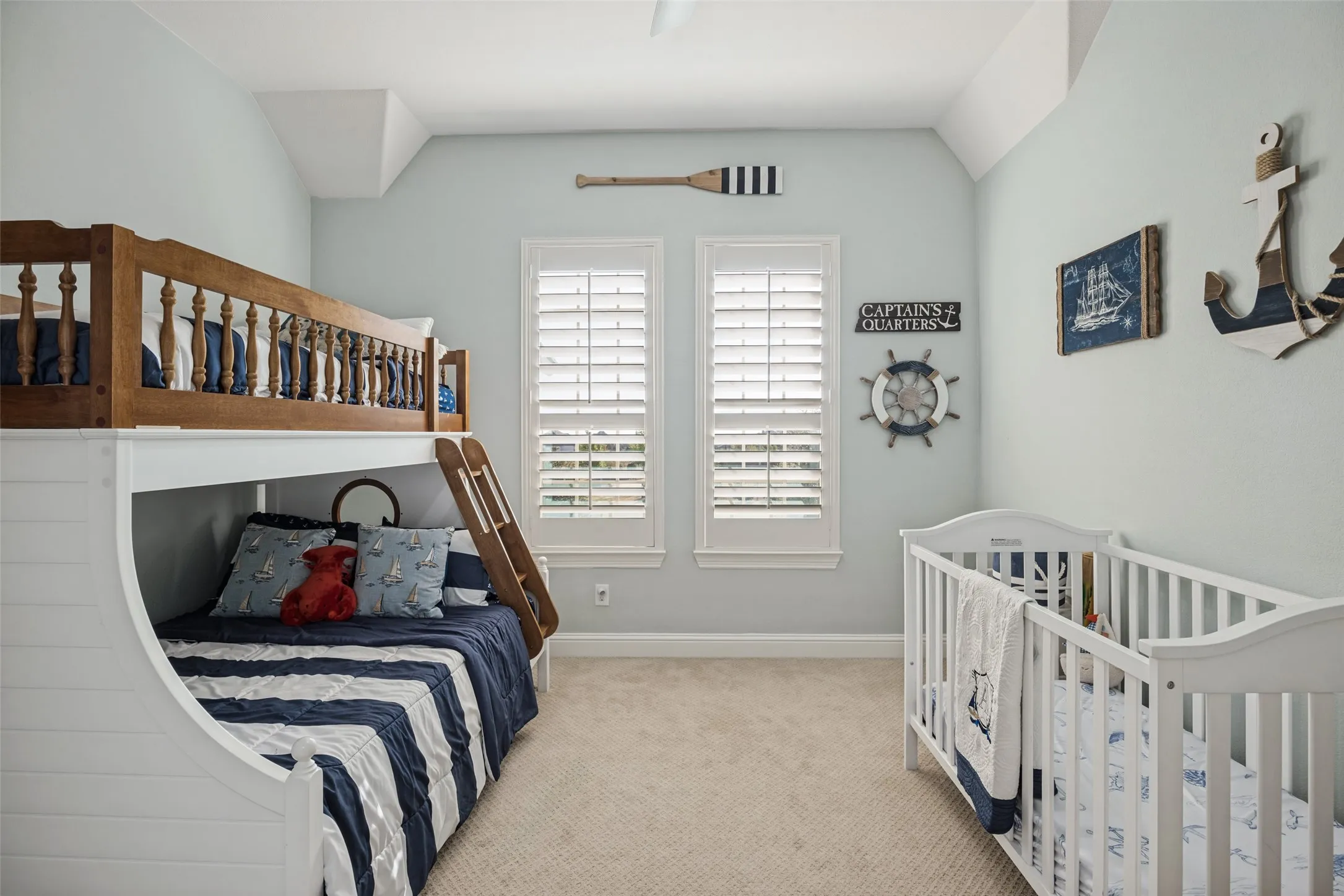 3rd bedroom up shares jack n jill bath