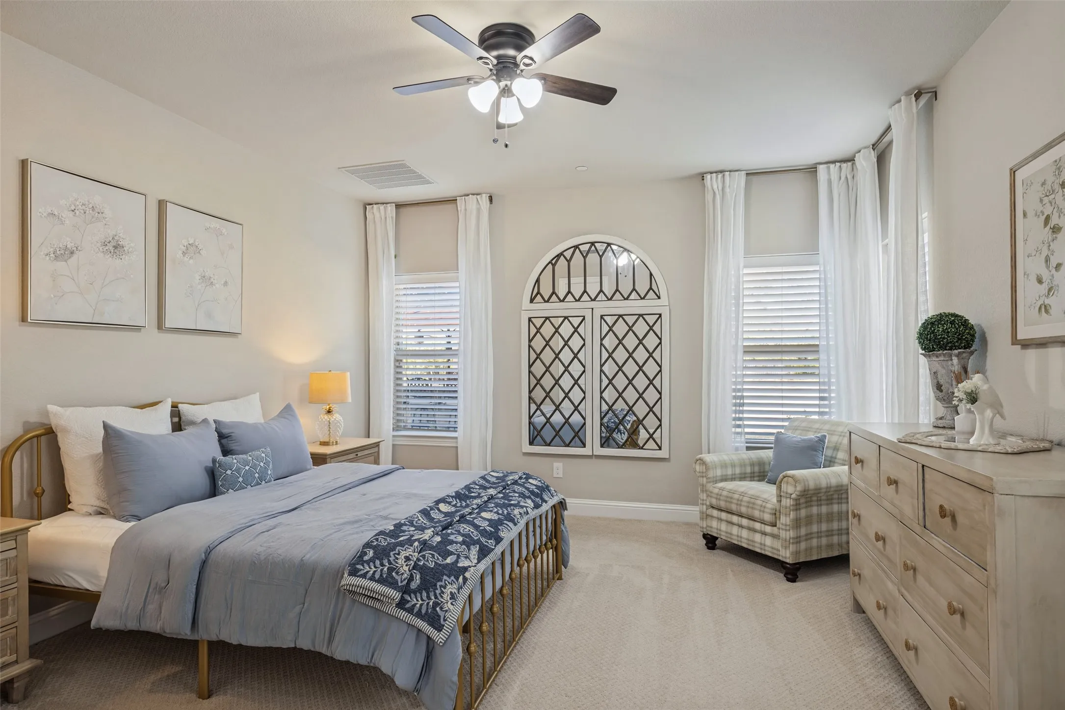 2nd bedroom down