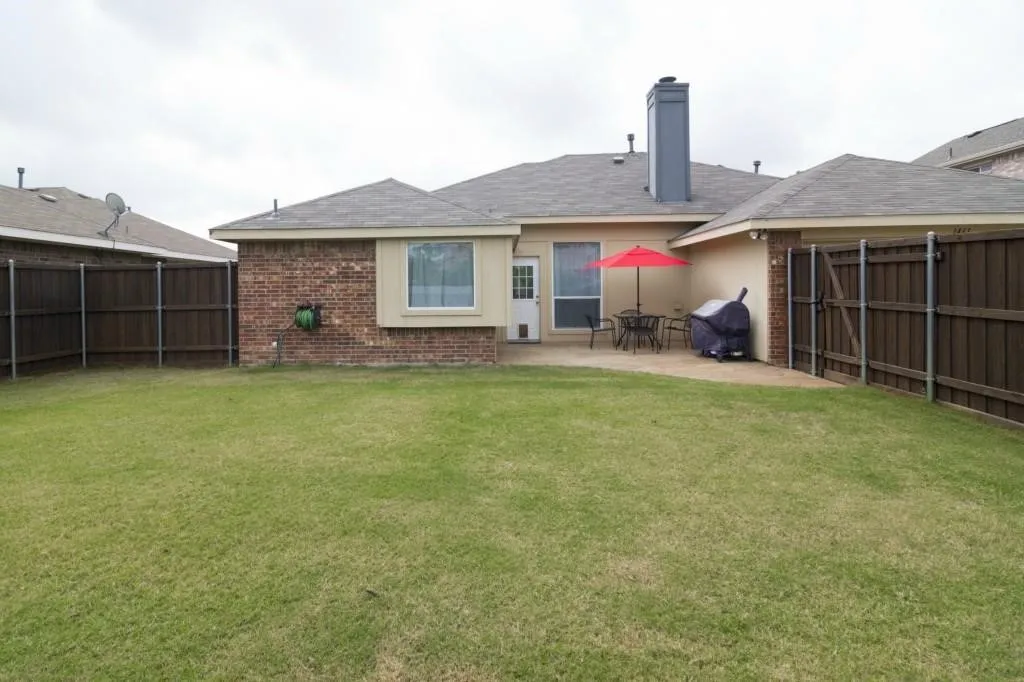 Single Family Residence For Rent in Collin County , 1461 Norfolk Court, Allen, Texas 75002, 3 Bedroom, 2 Bathroom, 2 Garage spaces, 1,627 Sqft, built in 2003, mls#21390890, Real Estate Agent in Allen, Homes For Rent in Collin county, Homes For Rent in Allen, Realtor in Allen Texas, Real Estate Brokerage Independent Realty Texas, Luminita Cordes Realtor