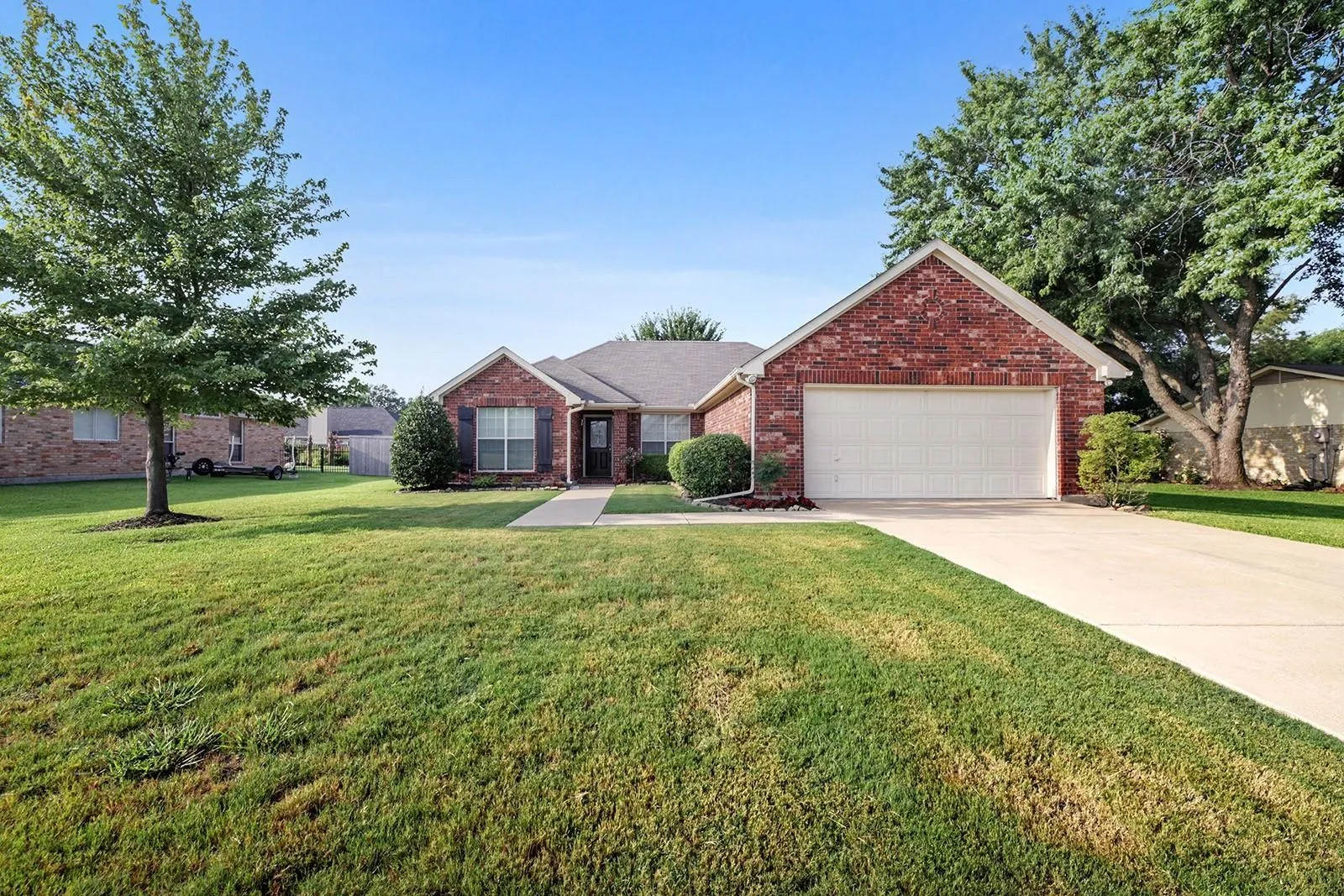 Single Family Residence For Rent