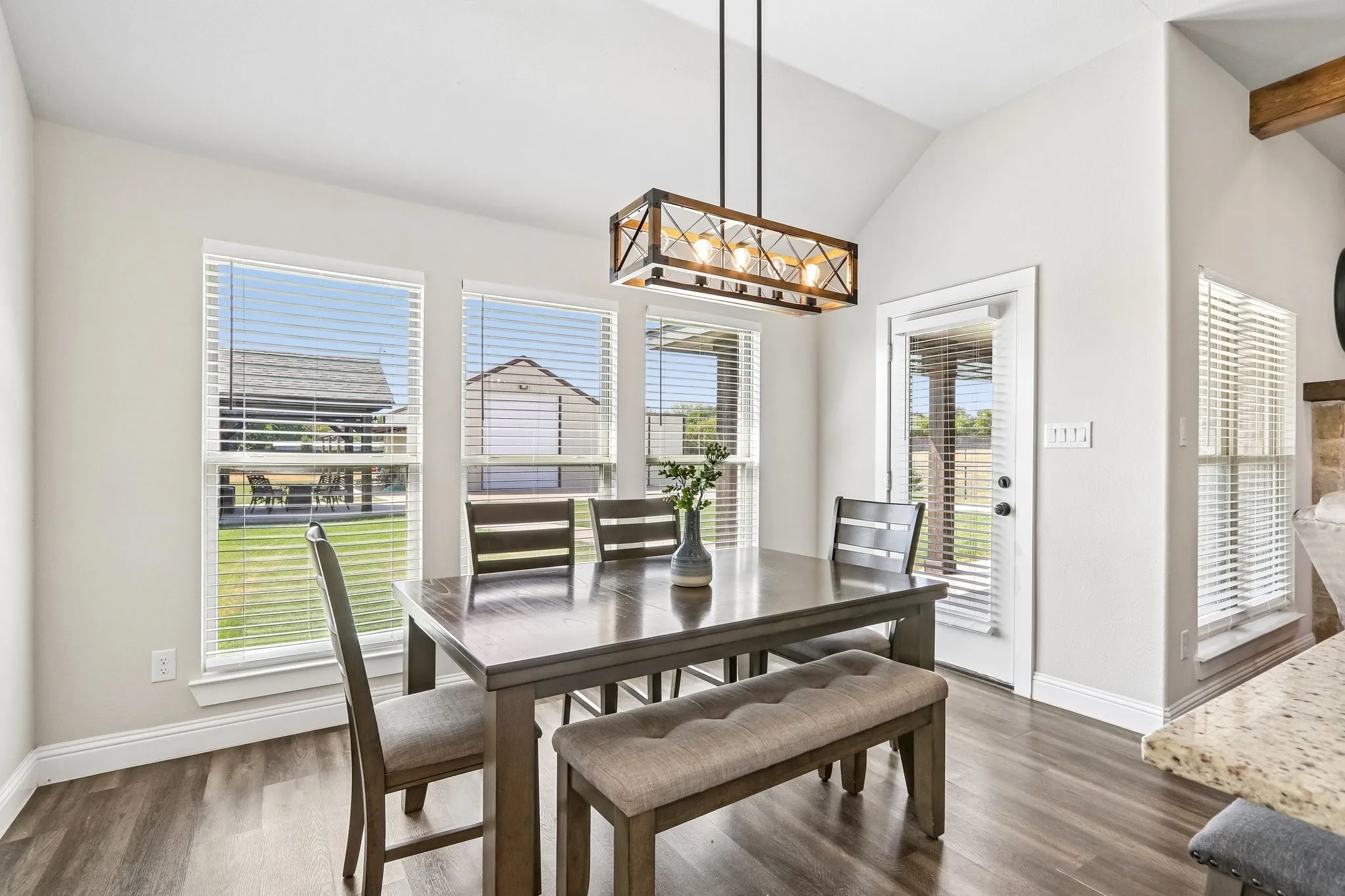 Single Family Residence For Sale in Denton County , 10189 Kildee Trail, Sanger, Texas 76266, 4 Bedroom, 3 Bathroom, 3 Garage spaces, 2,304 Sqft, built in 2021, mls#21389923, Real Estate Agent in Sanger, Homes For Sale in Denton county, Homes For Sale in Sanger, Realtor in Sanger Texas, Real Estate Brokerage Independent Realty Texas, Luminita Cordes Realtor