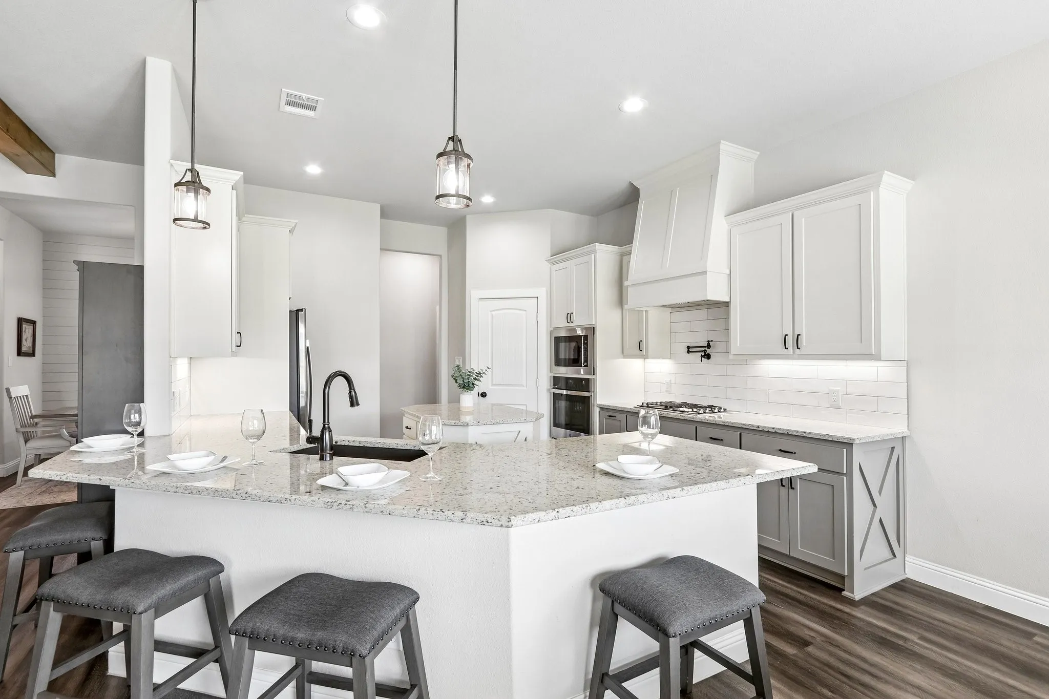 Single Family Residence For Sale in Denton County , 10189 Kildee Trail, Sanger, Texas 76266, 4 Bedroom, 3 Bathroom, 3 Garage spaces, 2,304 Sqft, built in 2021, mls#21389923, Real Estate Agent in Sanger, Homes For Sale in Denton county, Homes For Sale in Sanger, Realtor in Sanger Texas, Real Estate Brokerage Independent Realty Texas, Luminita Cordes Realtor