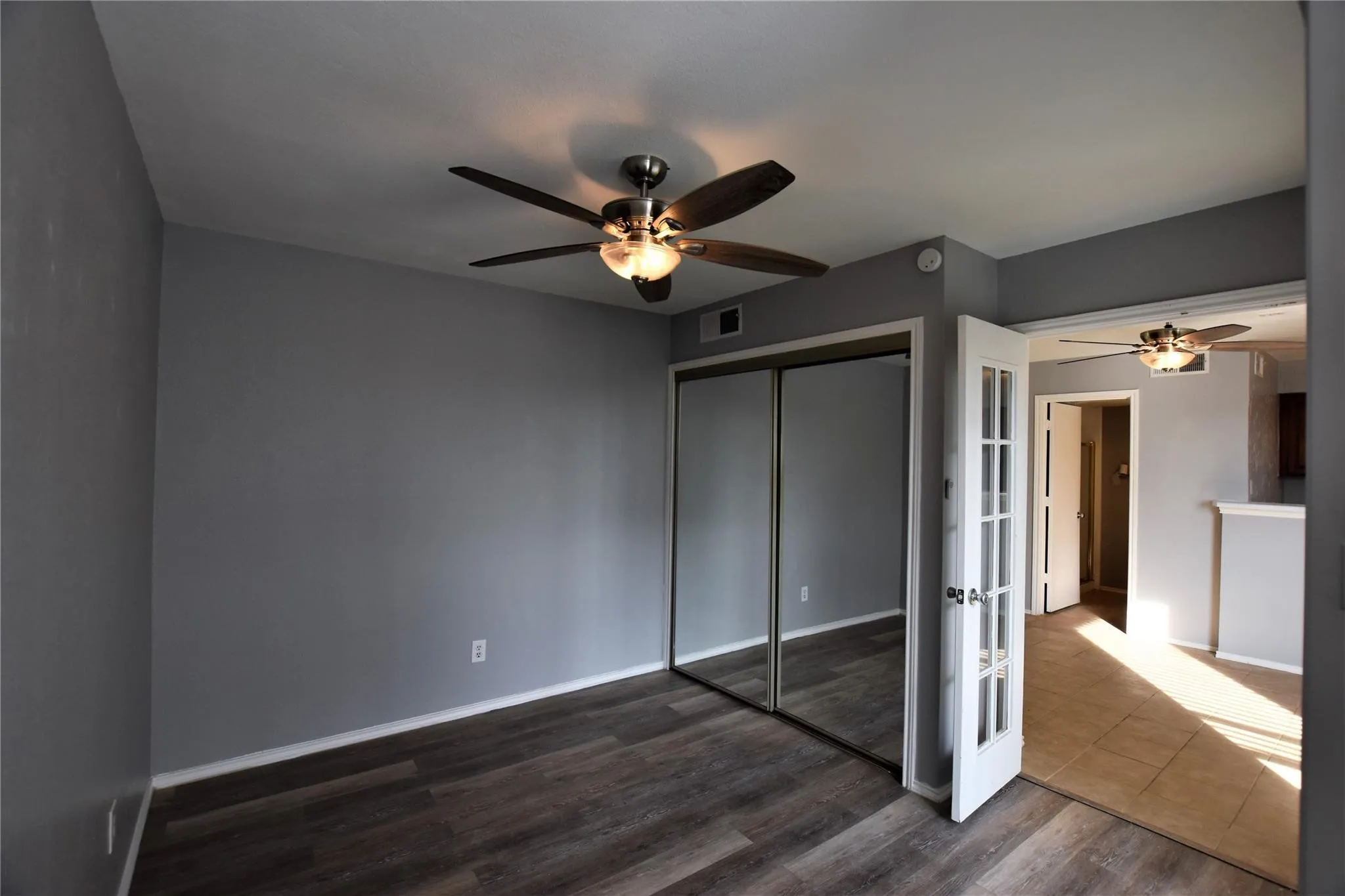 Condominium For Rent in Tarrant County , 1700 Baird Farm Circle 1301, Arlington, Texas 76006, 1 Bedroom, 1 Bathroom, Garage spaces, 420 Sqft, built in 1984, mls#21390915, Real Estate Agent in Arlington, Homes For Rent in Tarrant county, Homes For Rent in Arlington, Realtor in Arlington Texas, Real Estate Brokerage Independent Realty Texas, Luminita Cordes Realtor