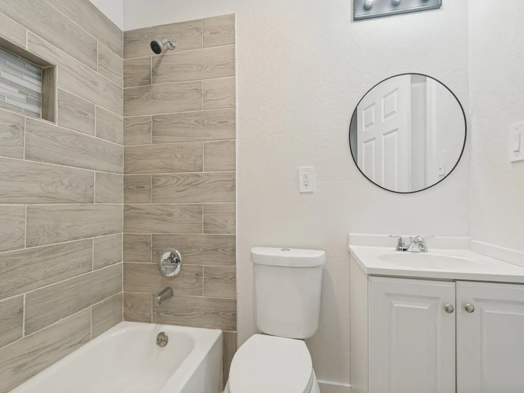 Single Family Residence For Sale in Dallas County , 1528 Priscilla Lane, Irving, Texas 75061, 7 Bedroom, 3 Bathroom, Garage spaces, 2,202 Sqft, built in 1953, mls#21390856, Real Estate Agent in Irving, Homes For Sale in Dallas county, Homes For Sale in Irving, Realtor in Irving Texas, Real Estate Brokerage Independent Realty Texas, Luminita Cordes Realtor