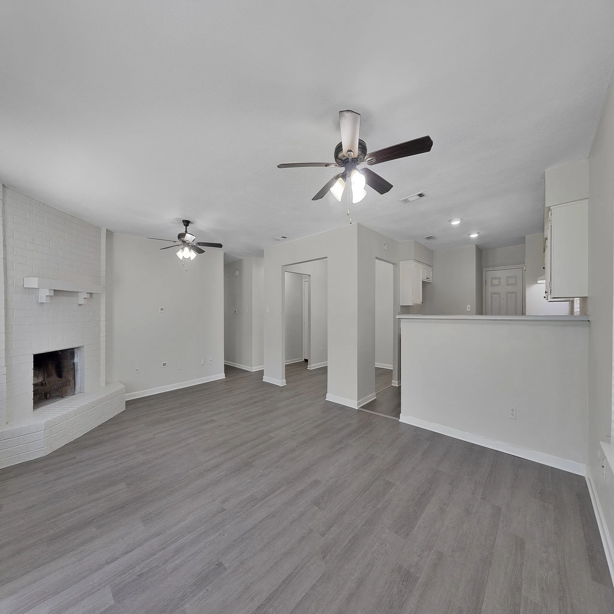 Single Family Residence For Rent in Dallas County , 1633 Bette Drive, Mesquite, Texas 75149, 3 Bedroom, 2 Bathroom, 2 Garage spaces, 1,548 Sqft, built in 1980, mls#21390918, Real Estate Agent in Mesquite, Homes For Rent in Dallas county, Homes For Rent in Mesquite, Realtor in Mesquite Texas, Real Estate Brokerage Independent Realty Texas, Luminita Cordes Realtor