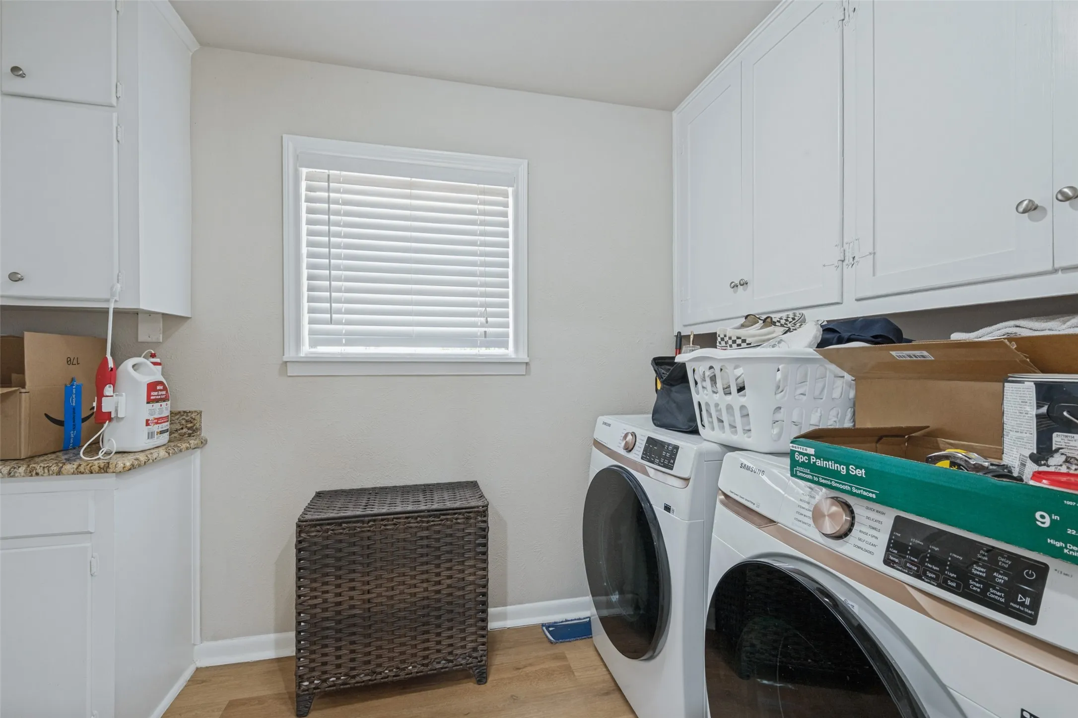 Single Family Residence For Sale in Tarrant County , 5601 Westcreek Drive, Fort Worth, Texas 76133, 3 Bedroom, 2 Bathroom, 2 Garage spaces, 1,727 Sqft, built in 1958, mls#21390921, Real Estate Agent in Fort Worth, Homes For Sale in Tarrant county, Homes For Sale in Fort Worth, Realtor in Fort Worth Texas, Real Estate Brokerage Independent Realty Texas, Luminita Cordes Realtor