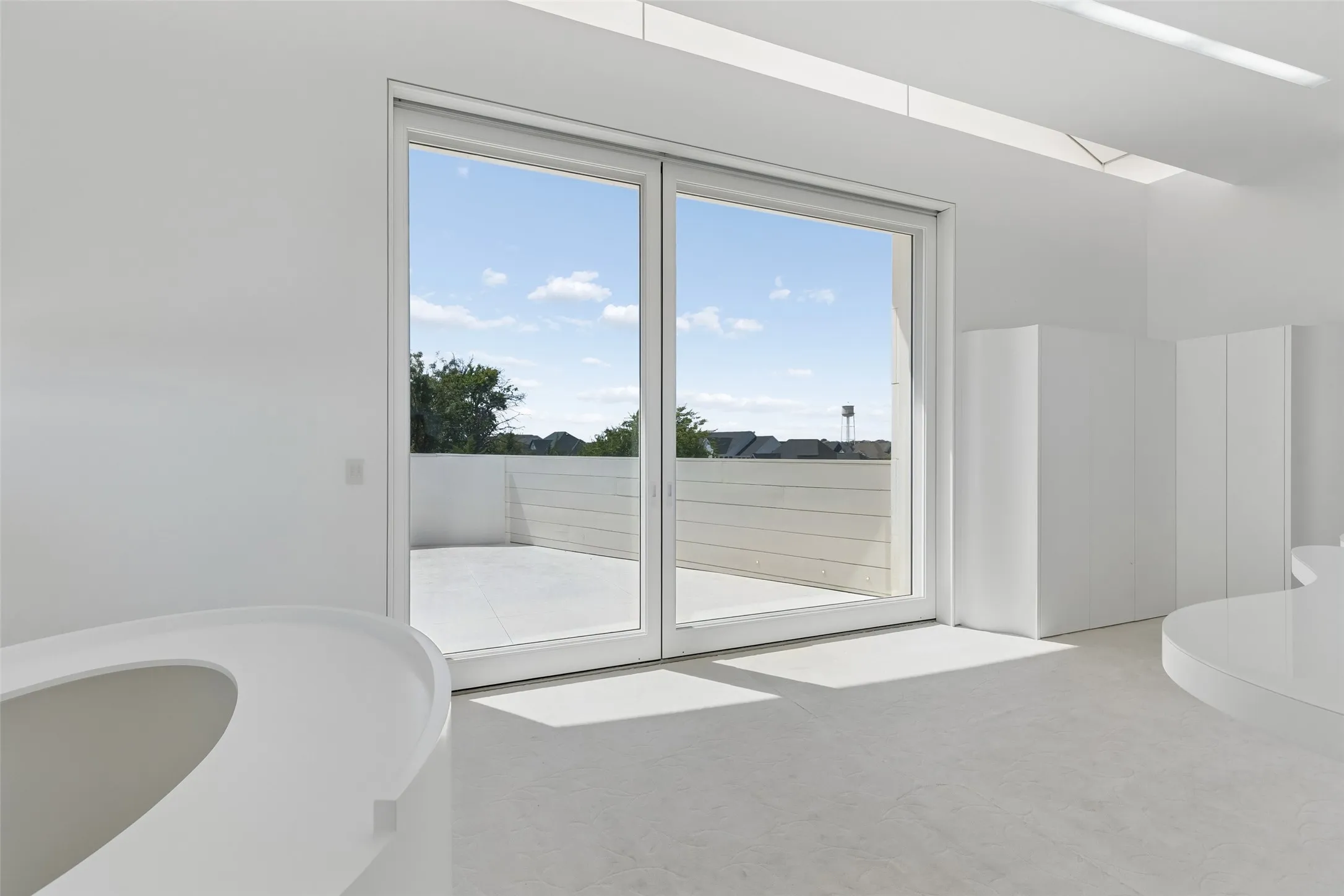 Single Family Residence For Sale in Collin County , 1650 Brockdale Park, Lucas, Texas 75002, 1 Bedroom, 2 Bathroom, 1 Garage spaces, 4,667 Sqft, built in 2010, mls#21364156, Real Estate Agent in Lucas, Homes For Sale in Collin county, Homes For Sale in Lucas, Realtor in Lucas Texas, Real Estate Brokerage Independent Realty Texas, Luminita Cordes Realtor