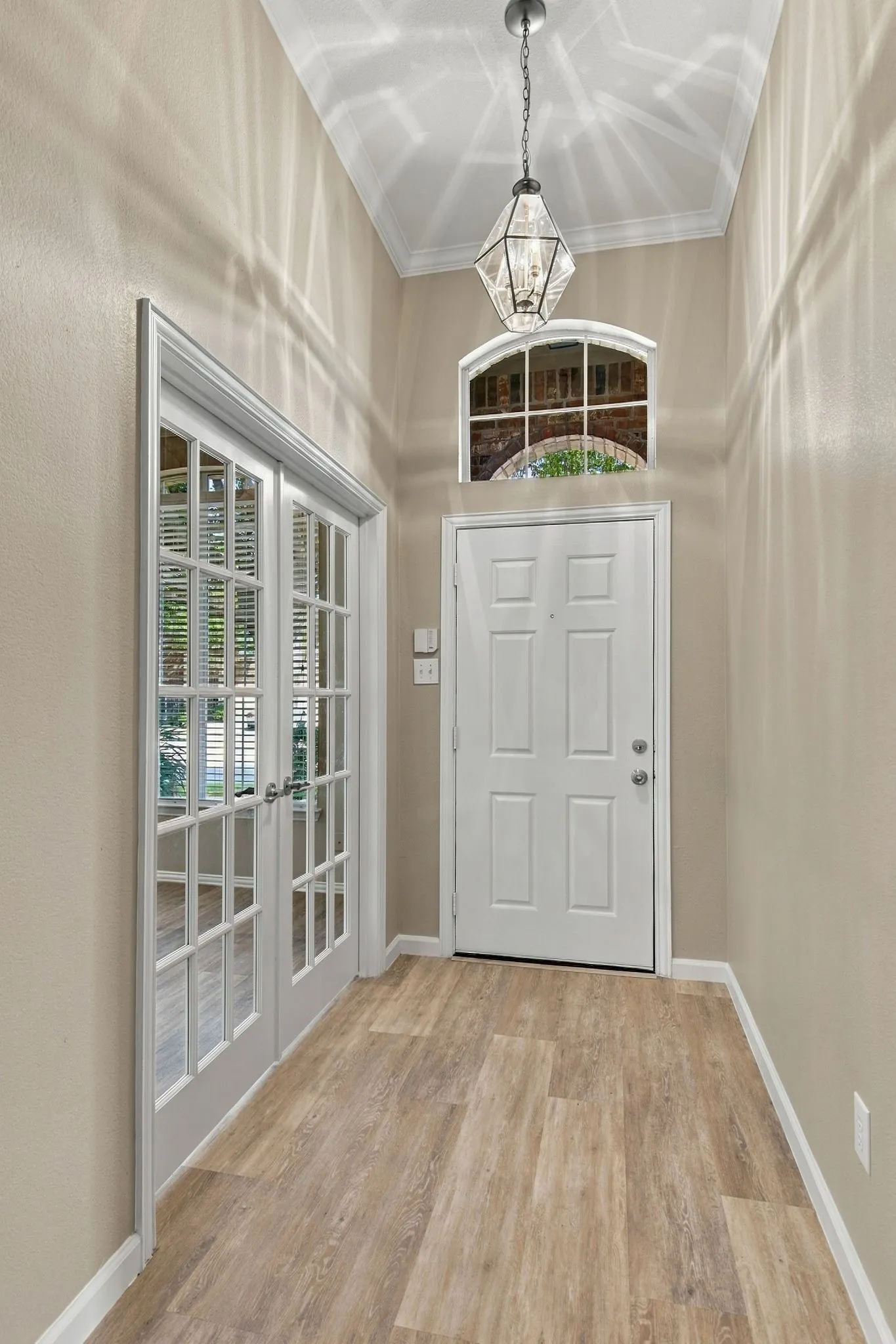 Single Family Residence For Rent in Collin County , 11535 Yoakum Drive, Frisco, Texas 75035, 4 Bedroom, 2 Bathroom, 2 Garage spaces, 2,429 Sqft, built in 2004, mls#21389858, Real Estate Agent in Frisco, Homes For Rent in Collin county, Homes For Rent in Frisco, Realtor in Frisco Texas, Real Estate Brokerage Independent Realty Texas, Luminita Cordes Realtor