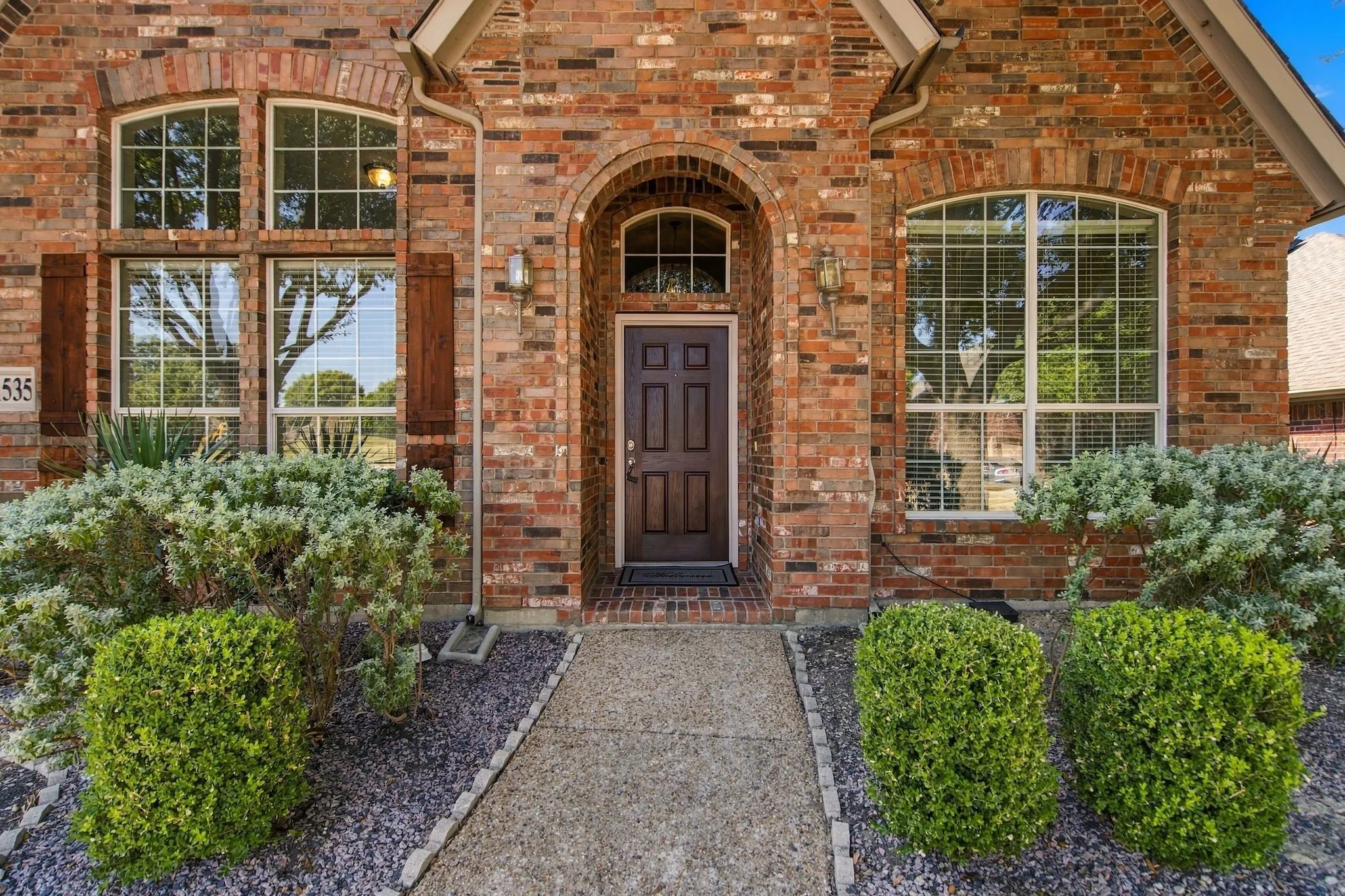 Single Family Residence For Rent in Collin County , 11535 Yoakum Drive, Frisco, Texas 75035, 4 Bedroom, 2 Bathroom, 2 Garage spaces, 2,429 Sqft, built in 2004, mls#21389858, Real Estate Agent in Frisco, Homes For Rent in Collin county, Homes For Rent in Frisco, Realtor in Frisco Texas, Real Estate Brokerage Independent Realty Texas, Luminita Cordes Realtor