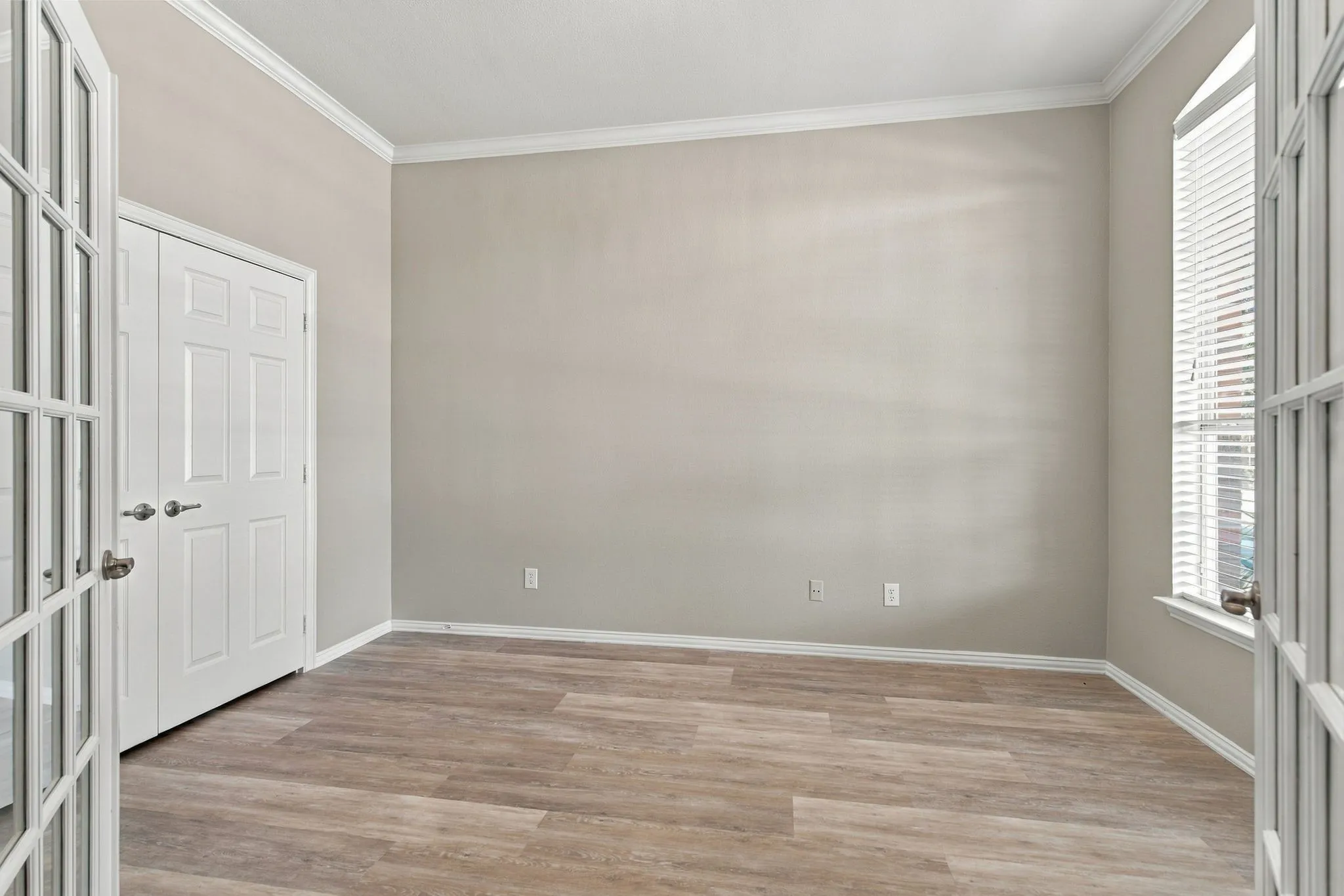 Single Family Residence For Rent in Collin County , 11535 Yoakum Drive, Frisco, Texas 75035, 4 Bedroom, 2 Bathroom, 2 Garage spaces, 2,429 Sqft, built in 2004, mls#21389858, Real Estate Agent in Frisco, Homes For Rent in Collin county, Homes For Rent in Frisco, Realtor in Frisco Texas, Real Estate Brokerage Independent Realty Texas, Luminita Cordes Realtor